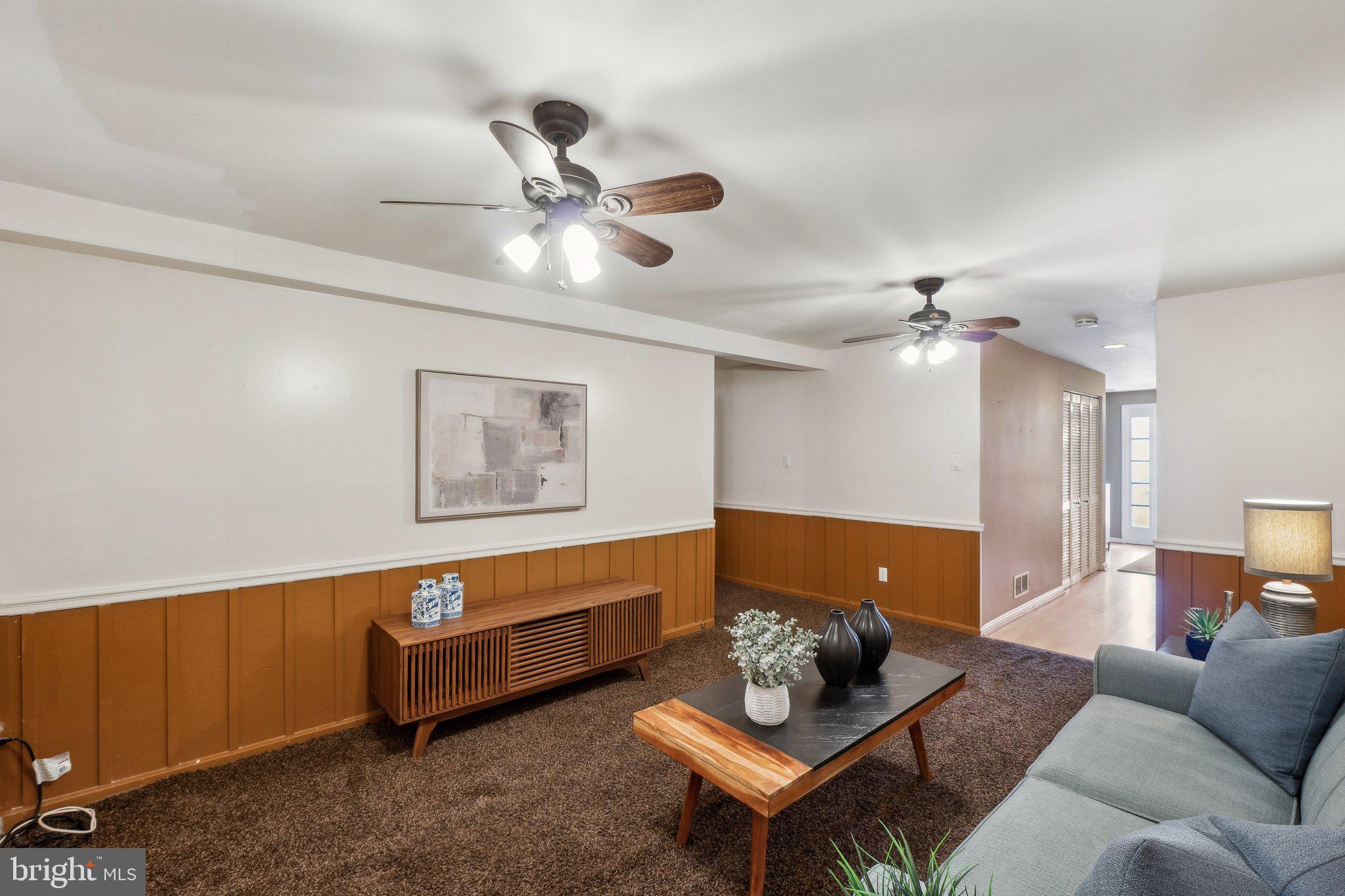 FAIRWAY ISLAND - Residential