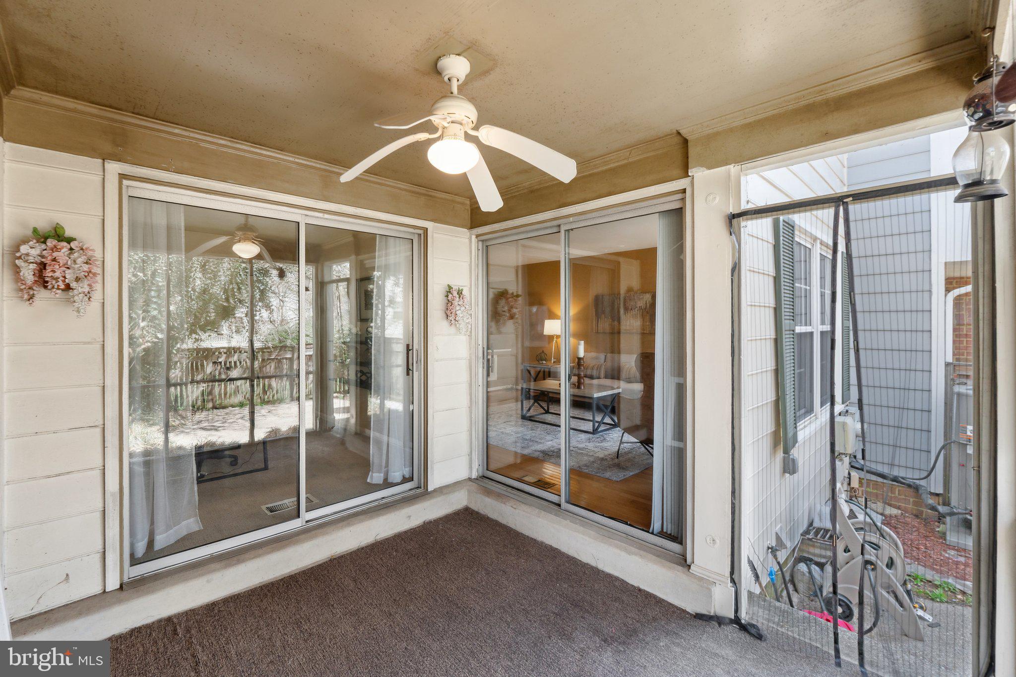 FAIRWAY ISLAND - Residential