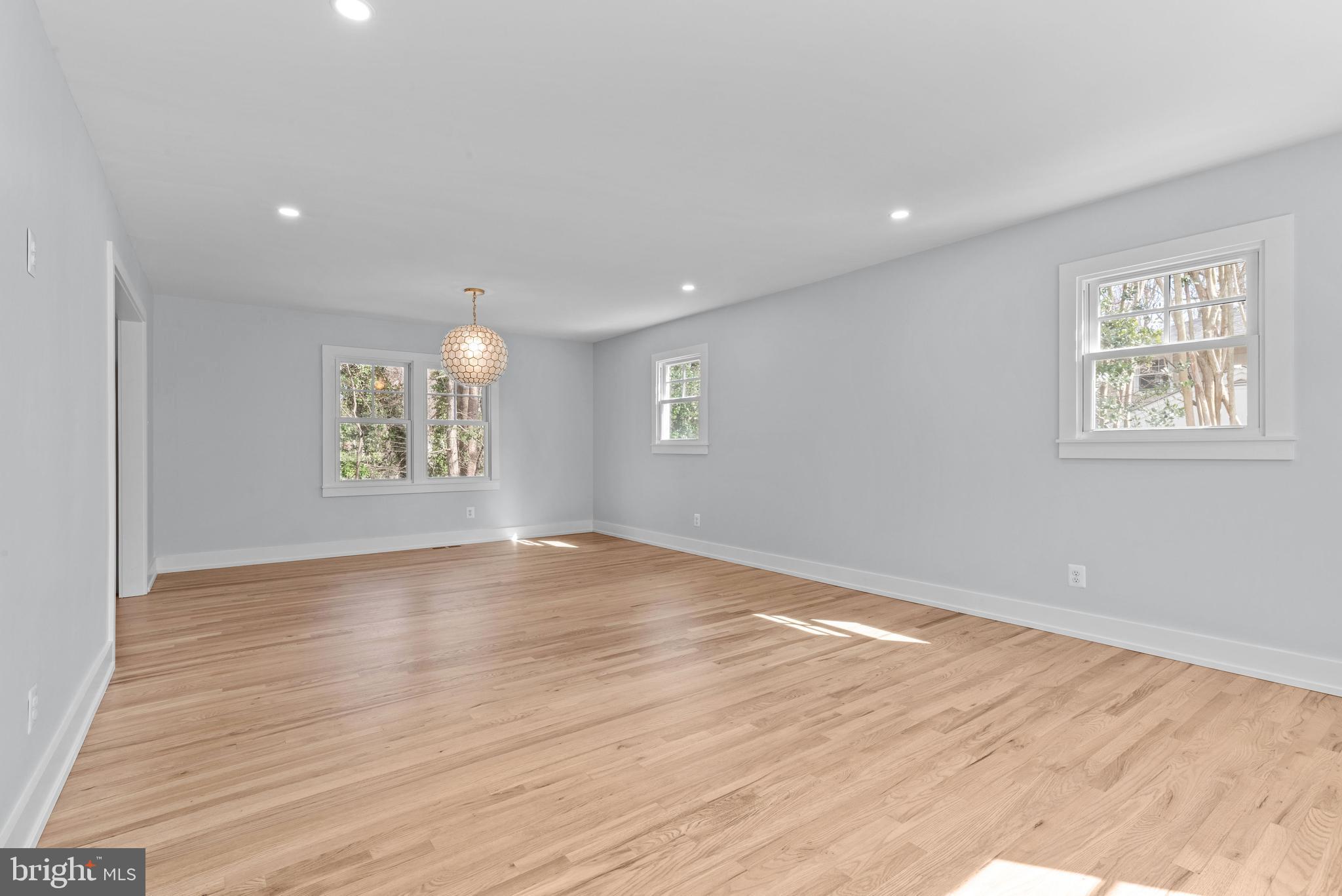 ADMIRAL HEIGHTS - Residential