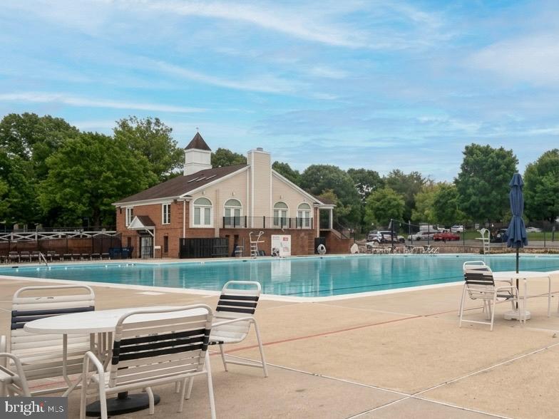 WINTERGATE AT LONGMEAD CROSSING - Residential
