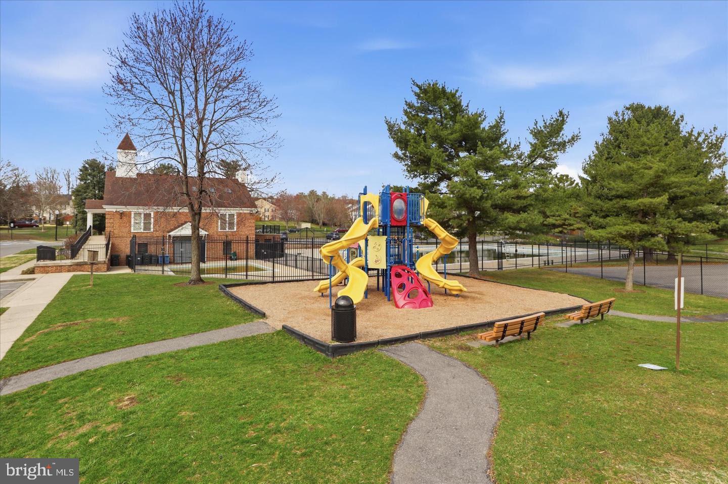 WINTERGATE AT LONGMEAD CROSSING - Residential