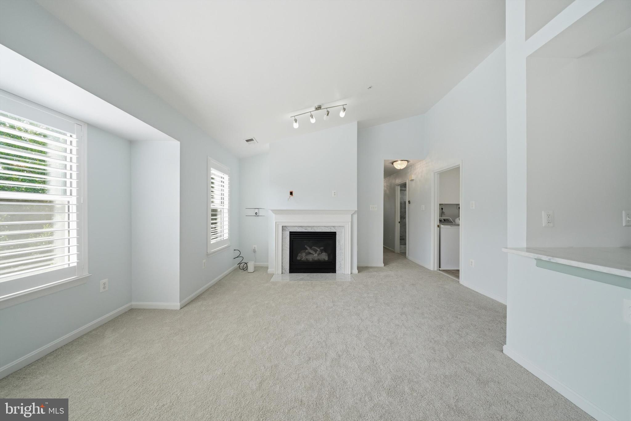 WINTERGATE AT LONGMEAD CROSSING - Residential