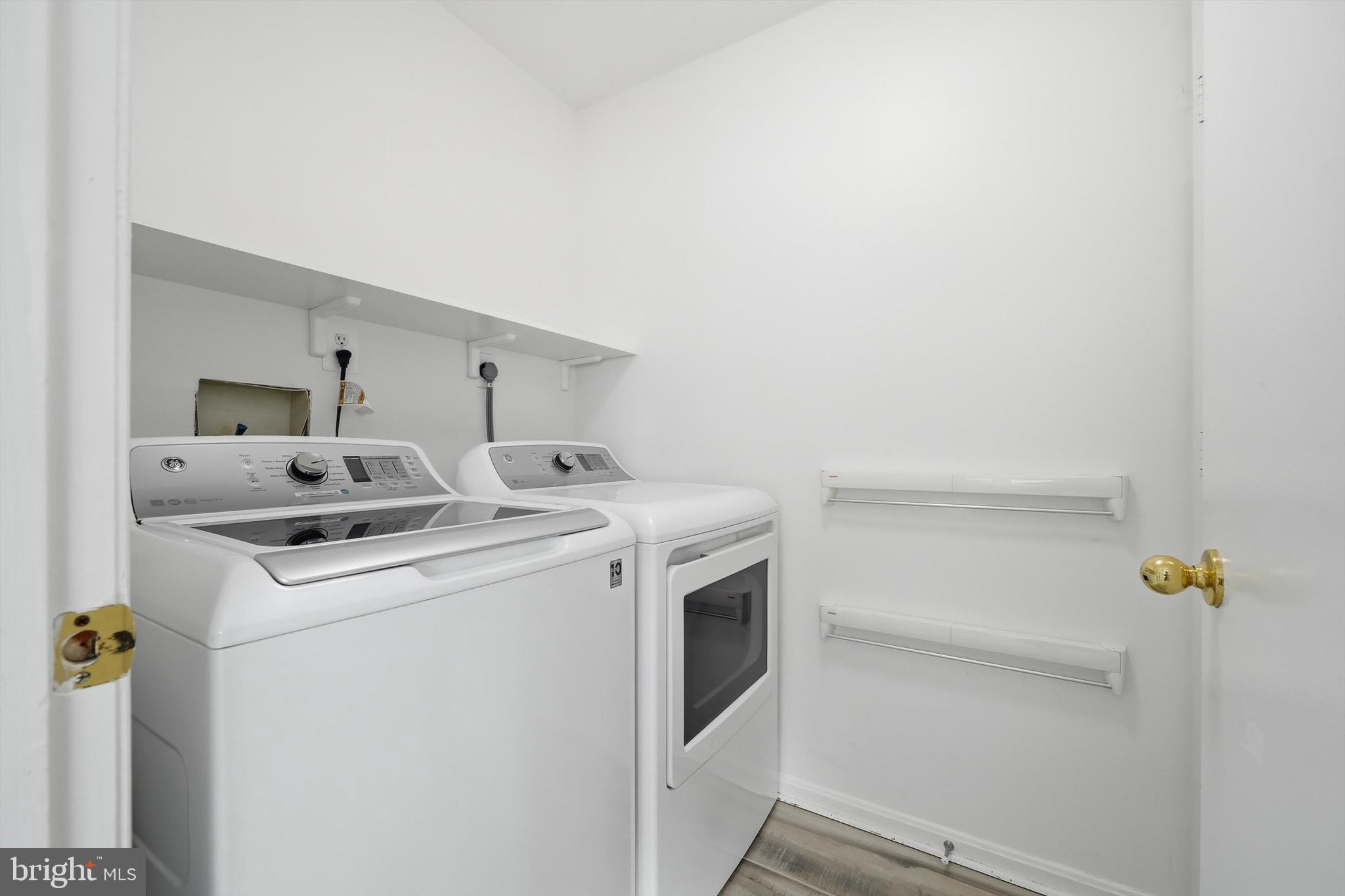 WINTERGATE AT LONGMEAD CROSSING - Residential
