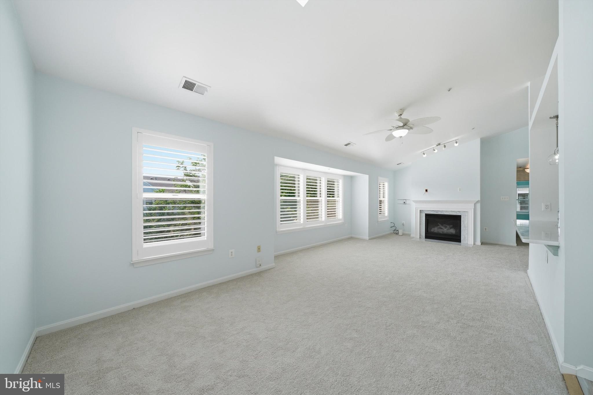 WINTERGATE AT LONGMEAD CROSSING - Residential