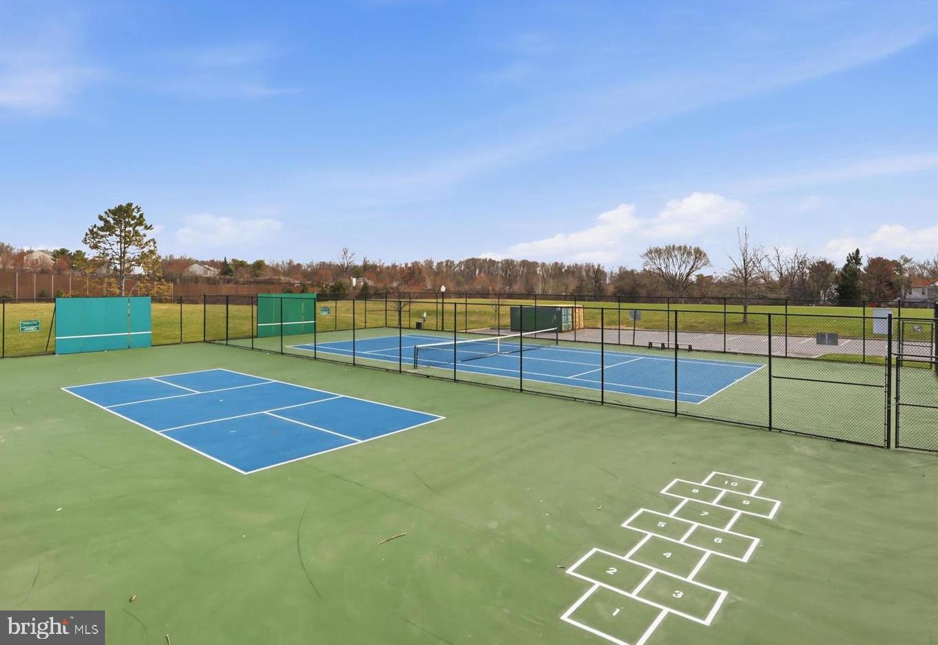 WINTERGATE AT LONGMEAD CROSSING - Residential