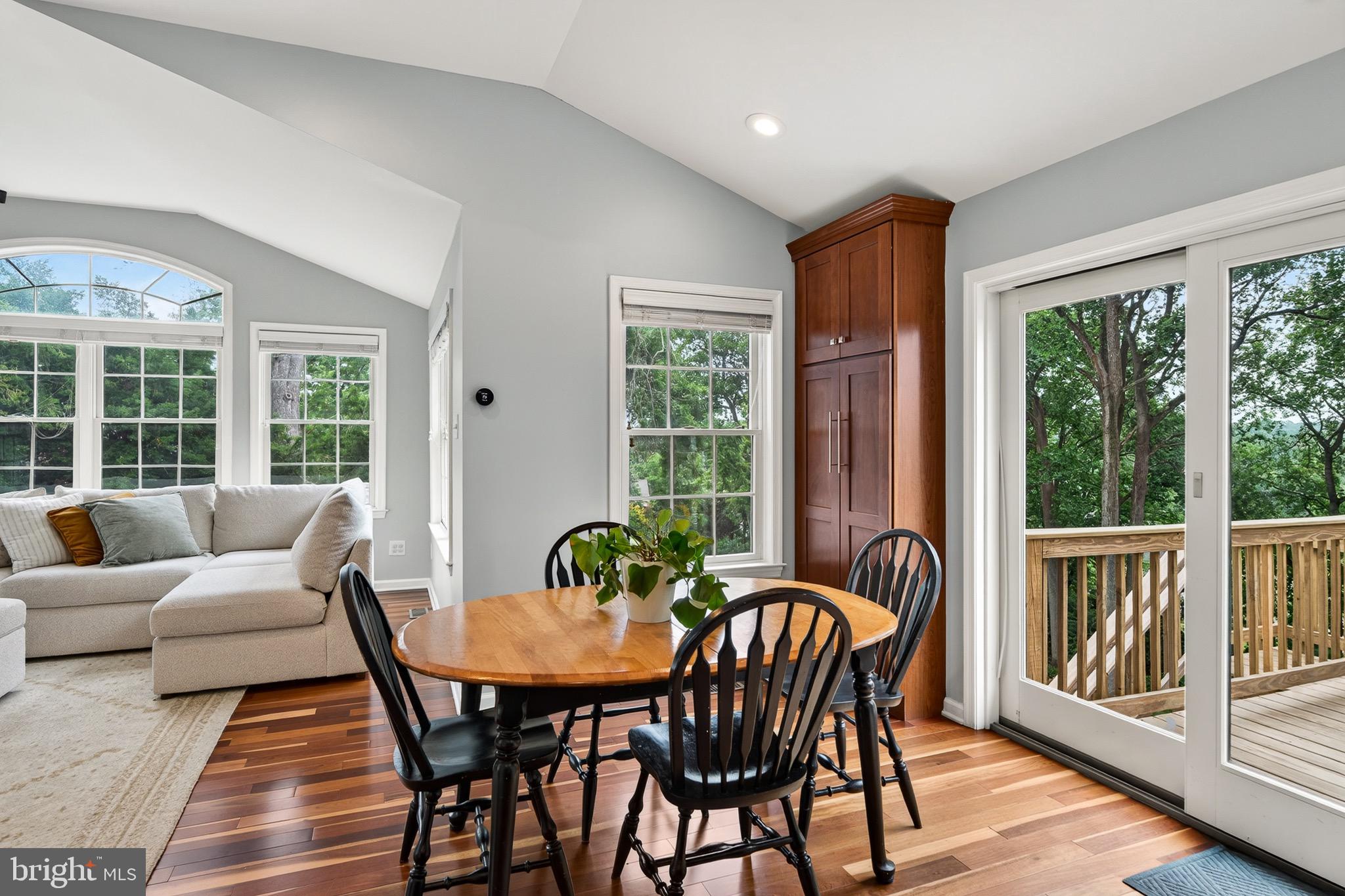 GRANDVIEW ACRES - Residential
