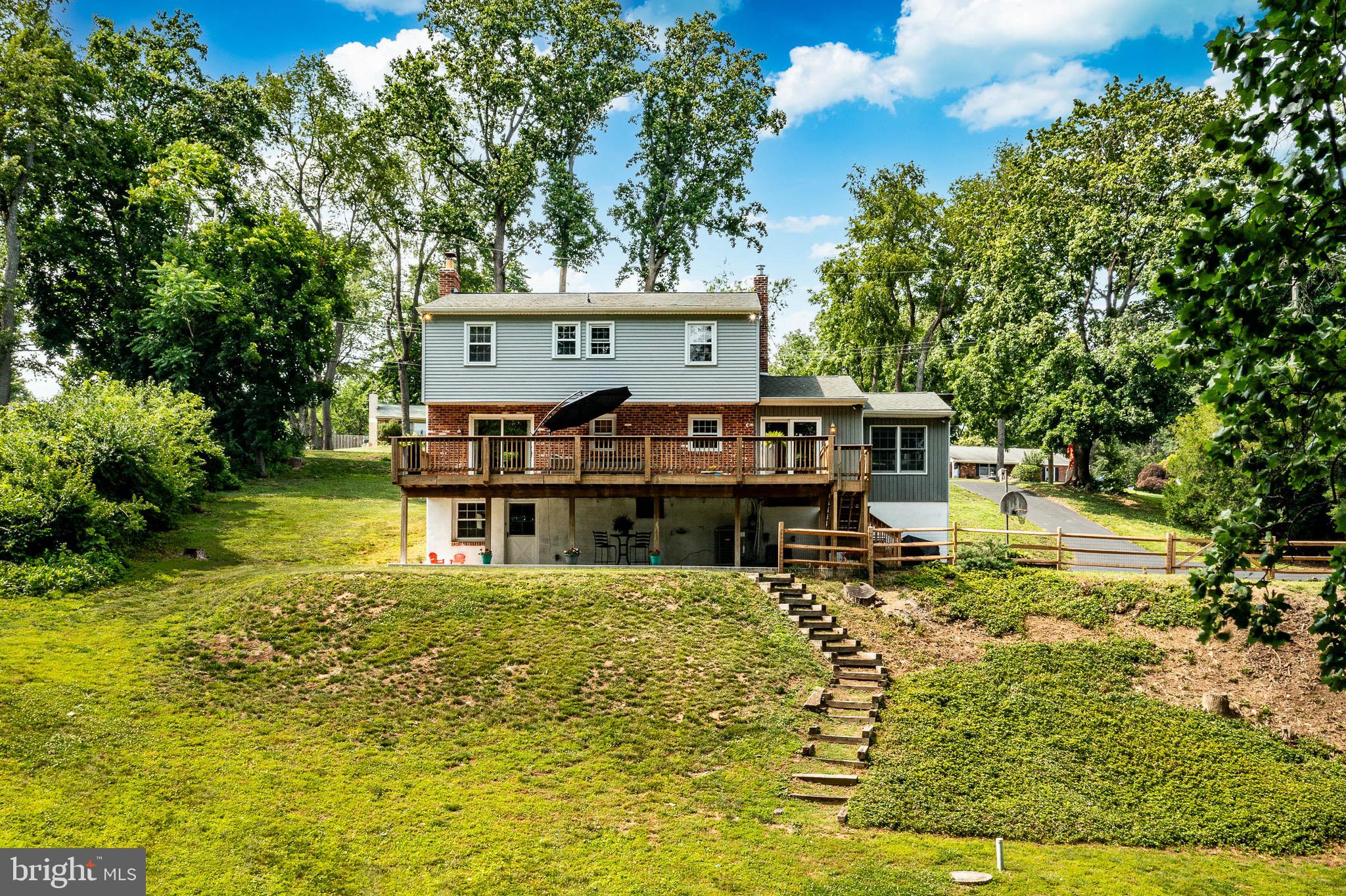 GRANDVIEW ACRES - Residential
