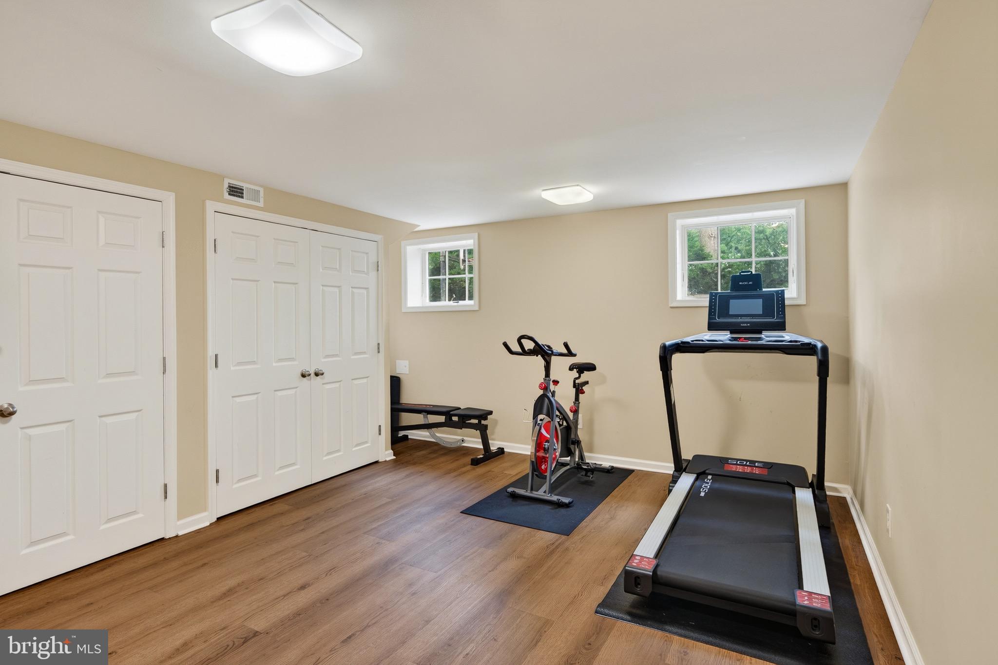 GRANDVIEW ACRES - Residential