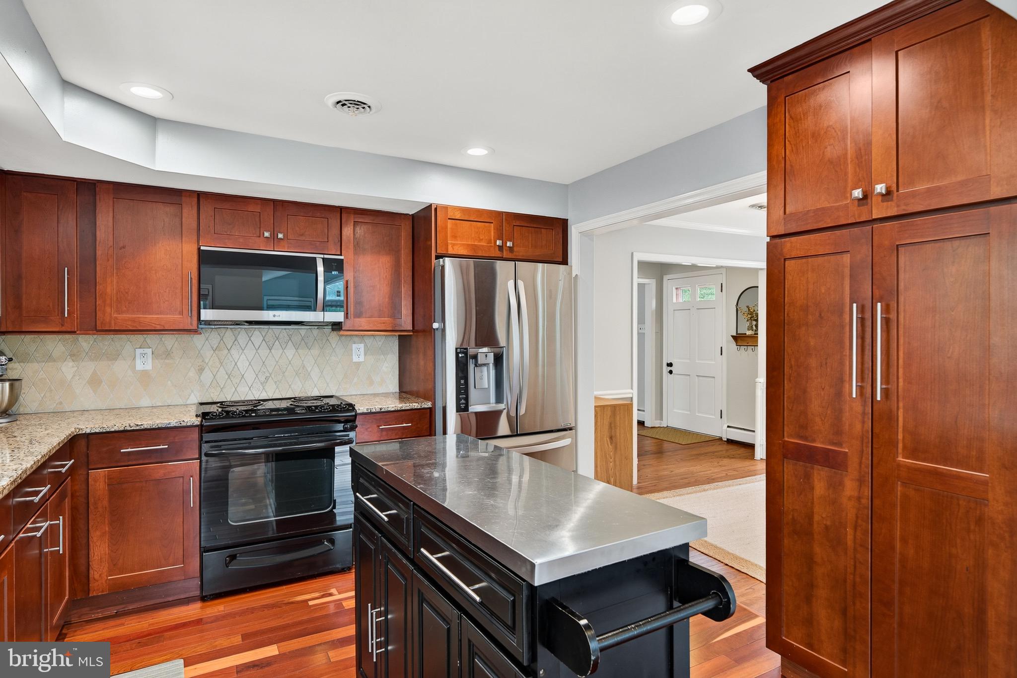 GRANDVIEW ACRES - Residential