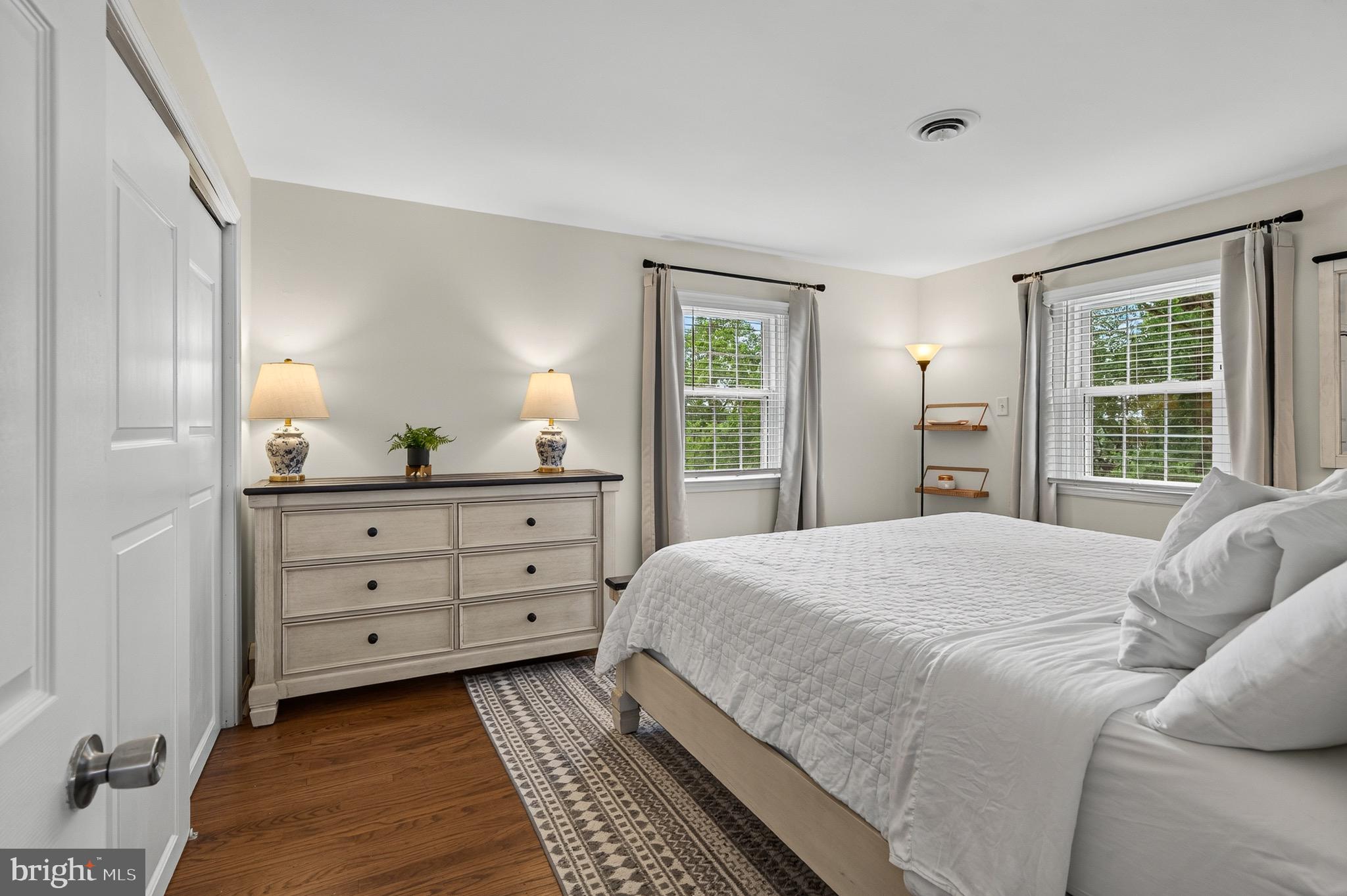 GRANDVIEW ACRES - Residential