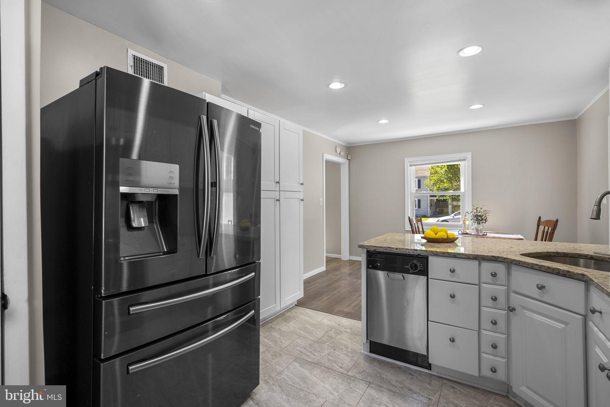HOLLYWOOD - Residential