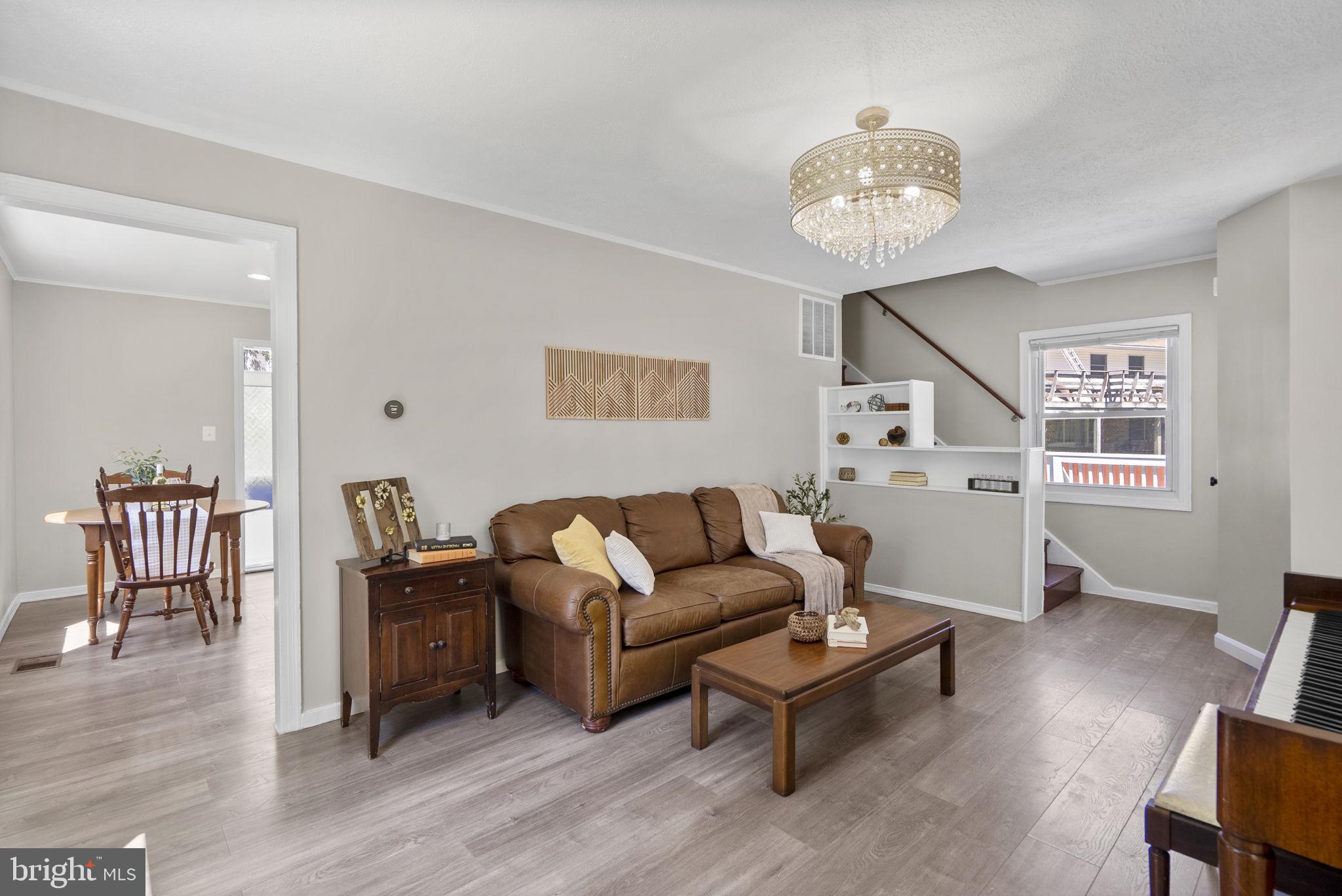 HOLLYWOOD - Residential