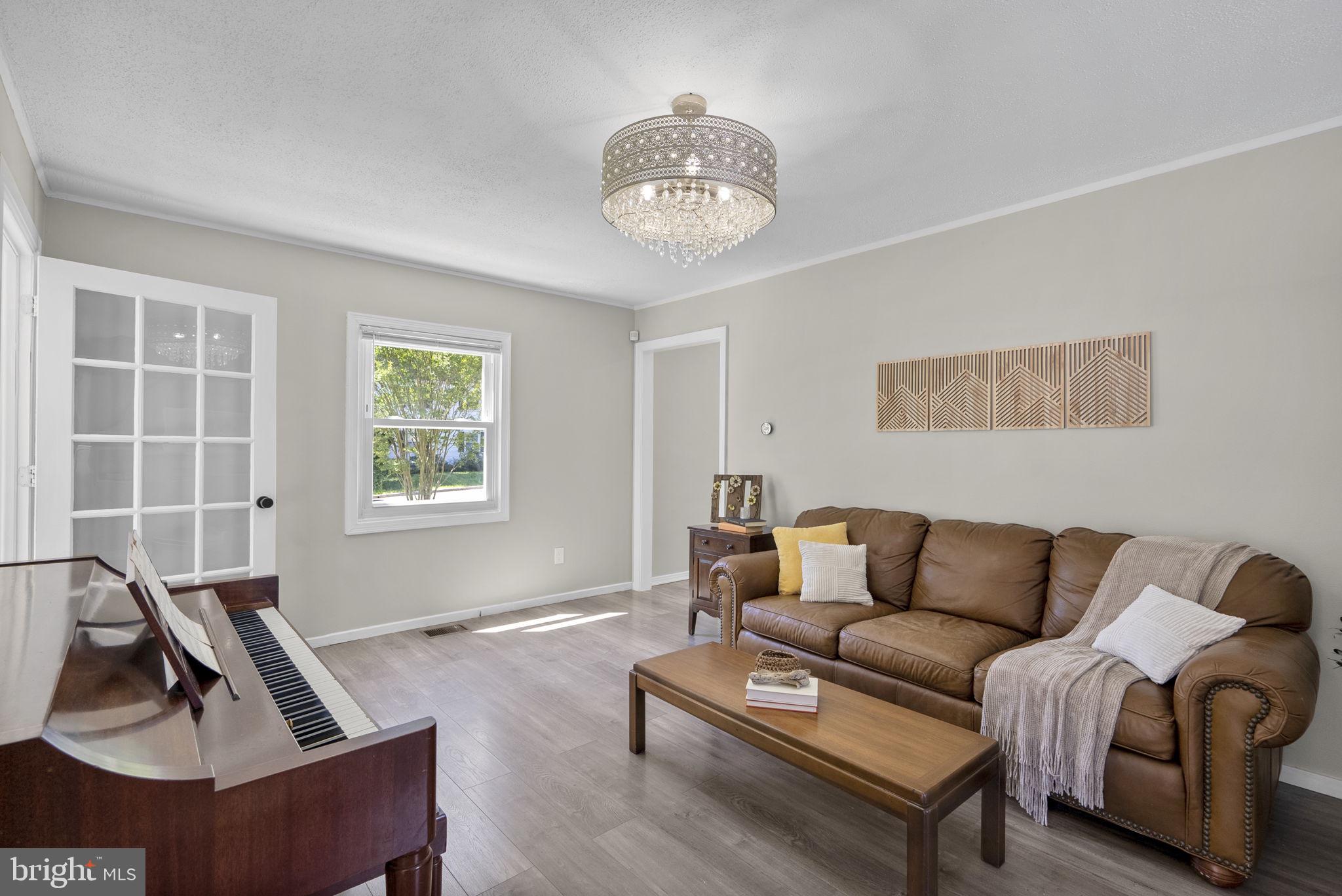 HOLLYWOOD - Residential