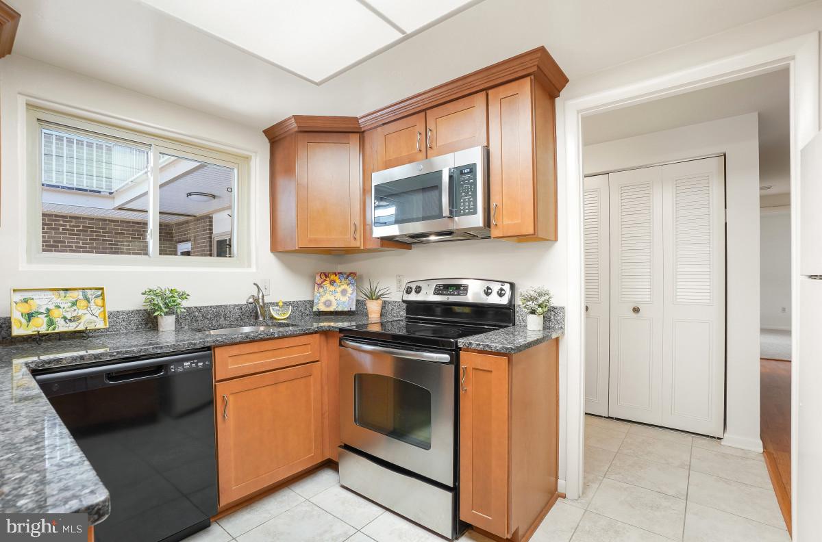 MONTGOMERY MUTUAL COOP - Residential