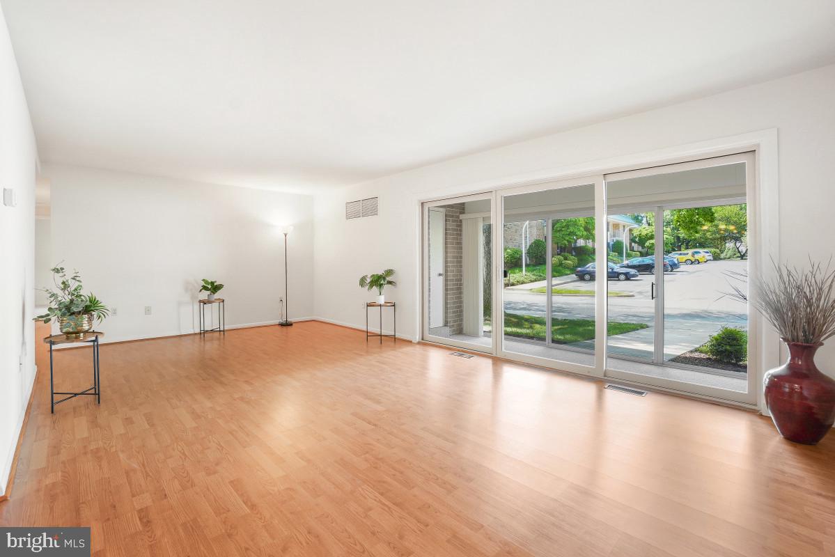 MONTGOMERY MUTUAL COOP - Residential