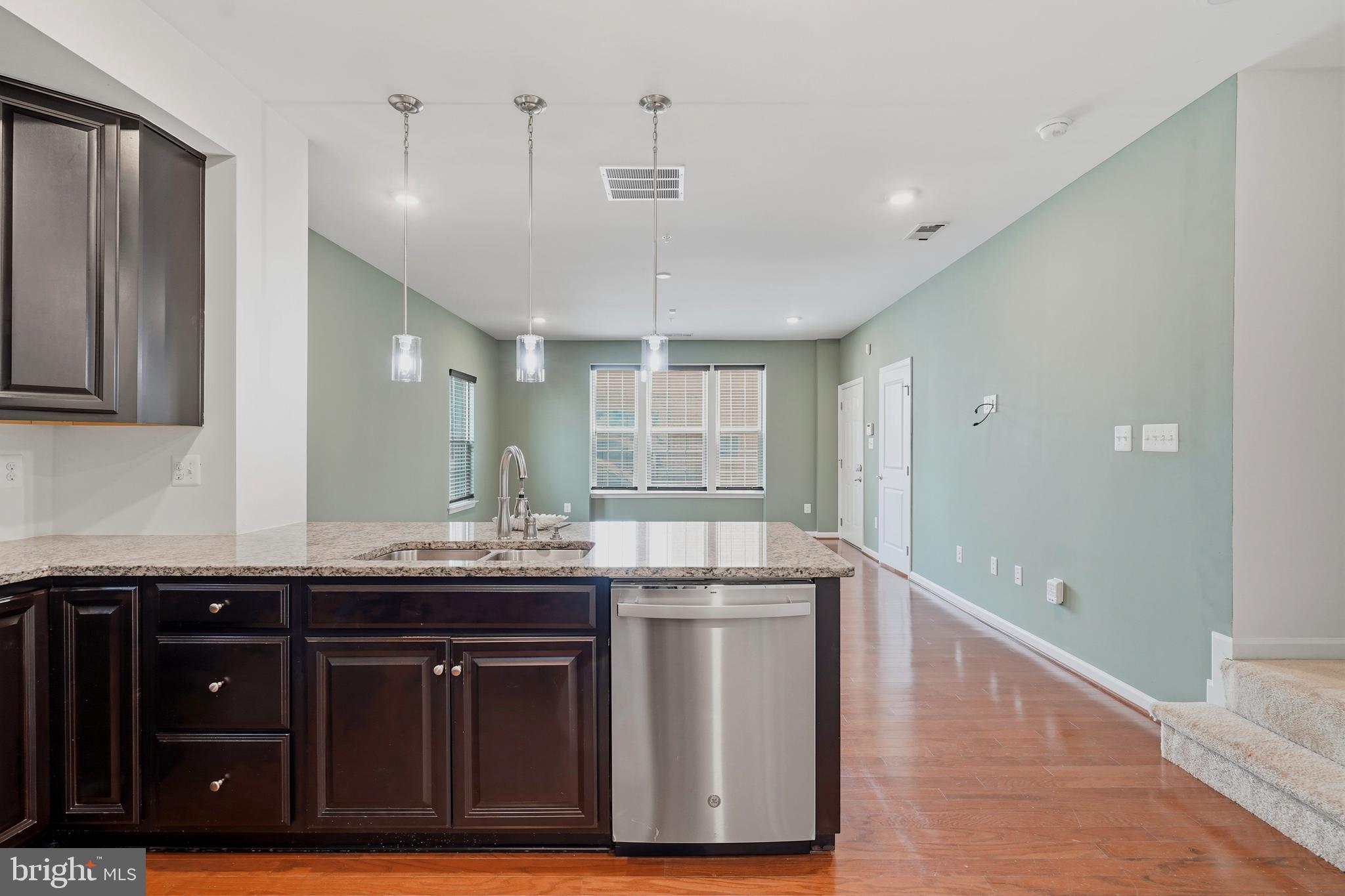 PINEY ORCHARD - Residential