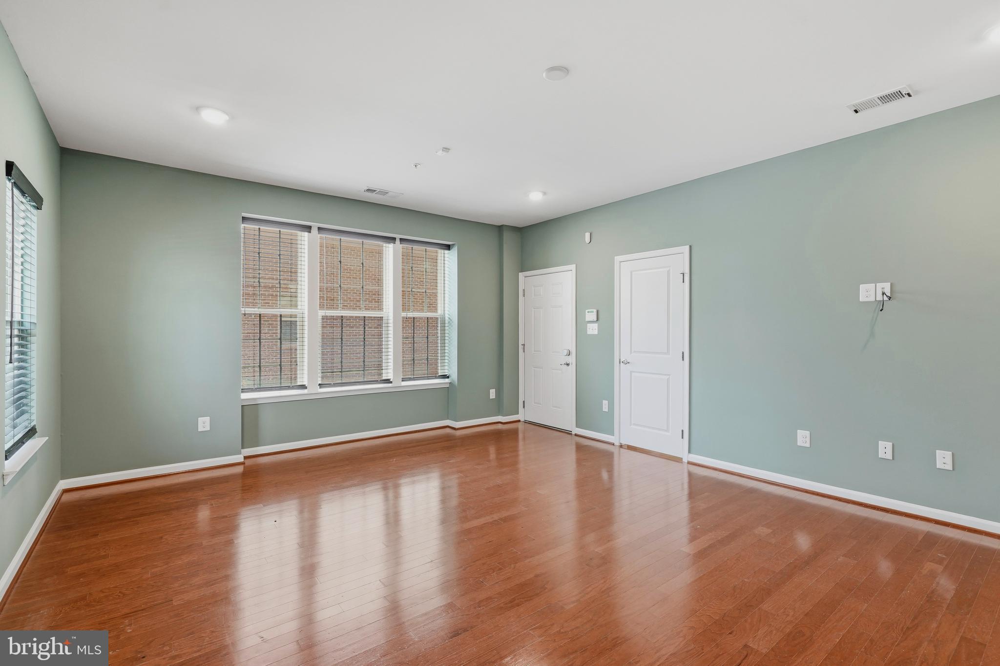 PINEY ORCHARD - Residential