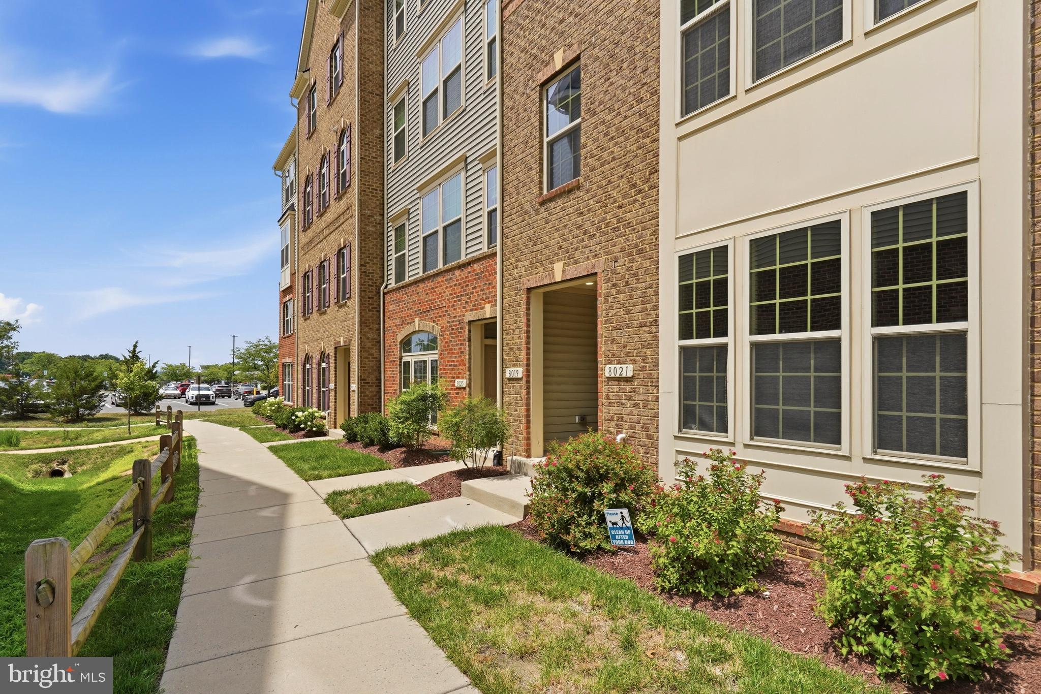 PINEY ORCHARD - Residential