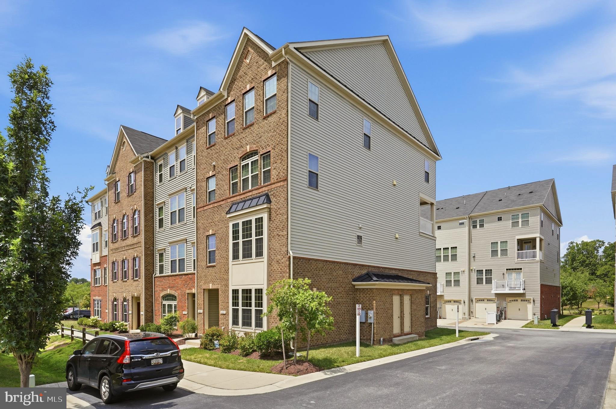 PINEY ORCHARD - Residential