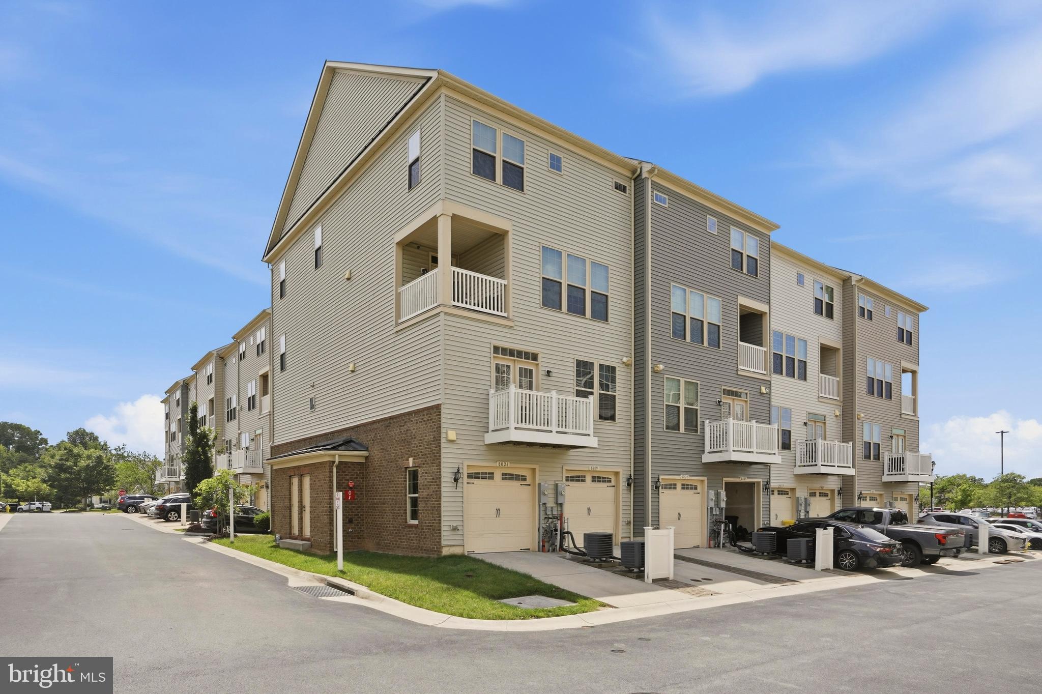 PINEY ORCHARD - Residential