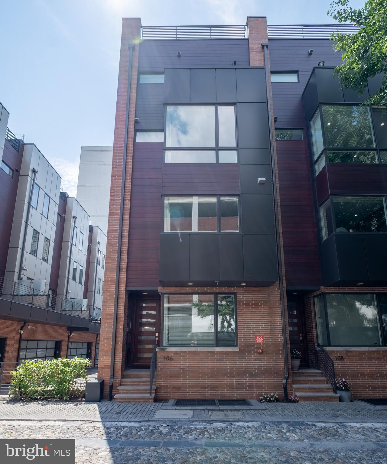 SOCIETY HILL - Residential
