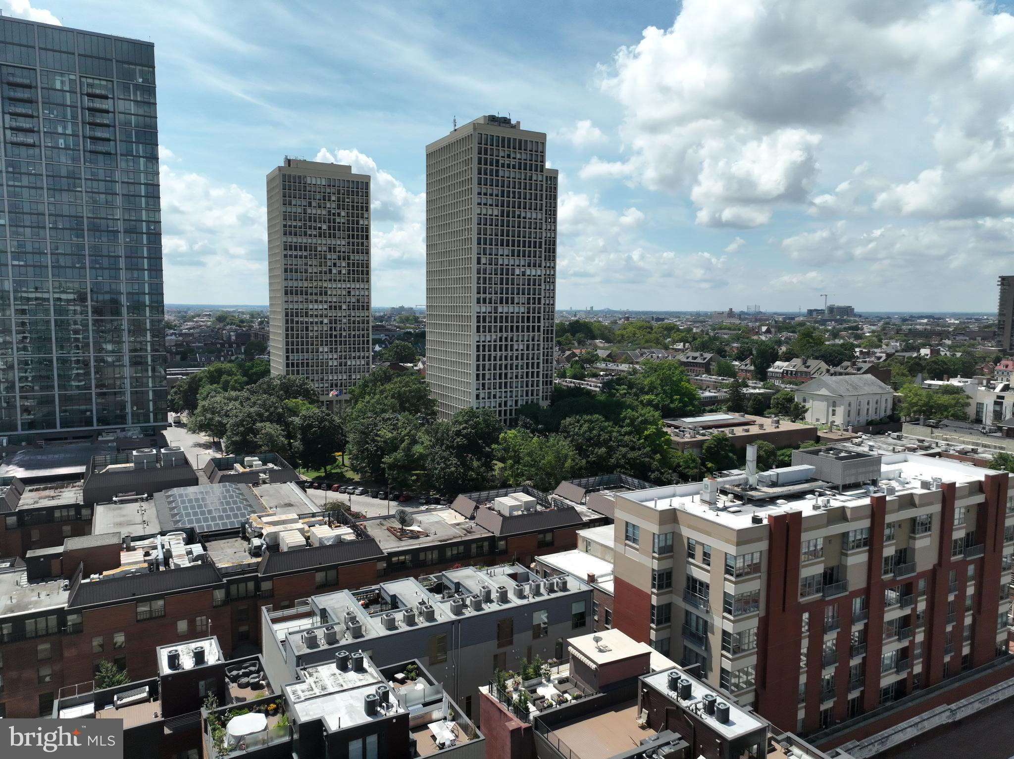 SOCIETY HILL - Residential