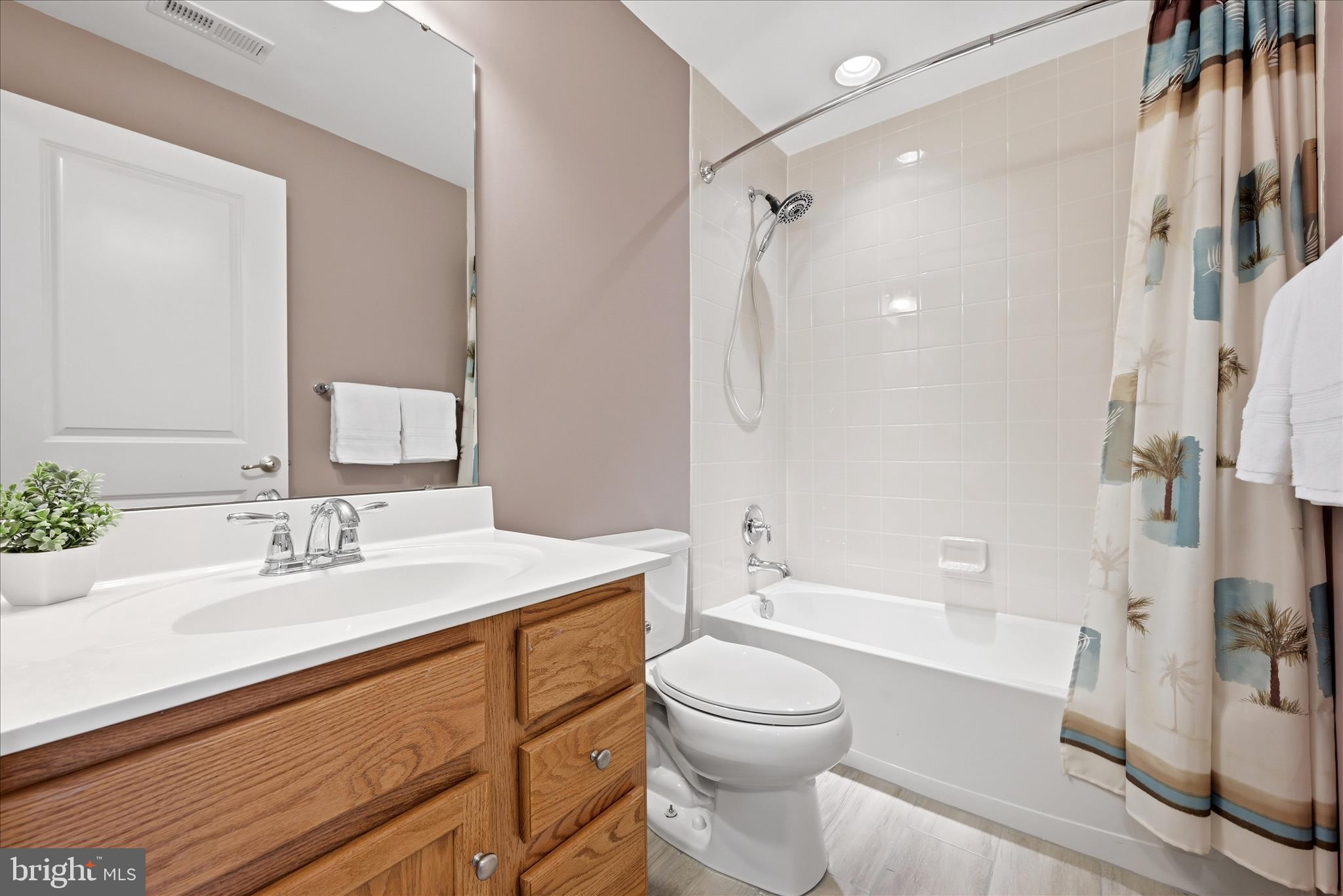 WATERFORD HILLS - Residential