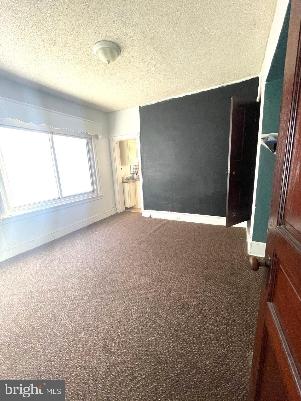 FRANKFORD - Residential Income