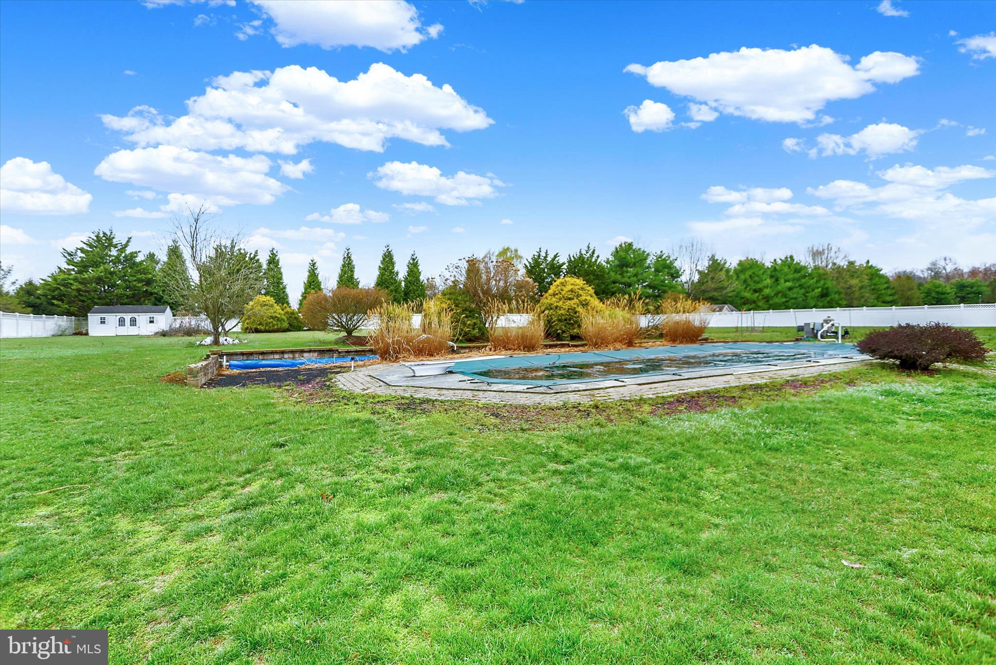 DUFFIELD CROSSING - Residential