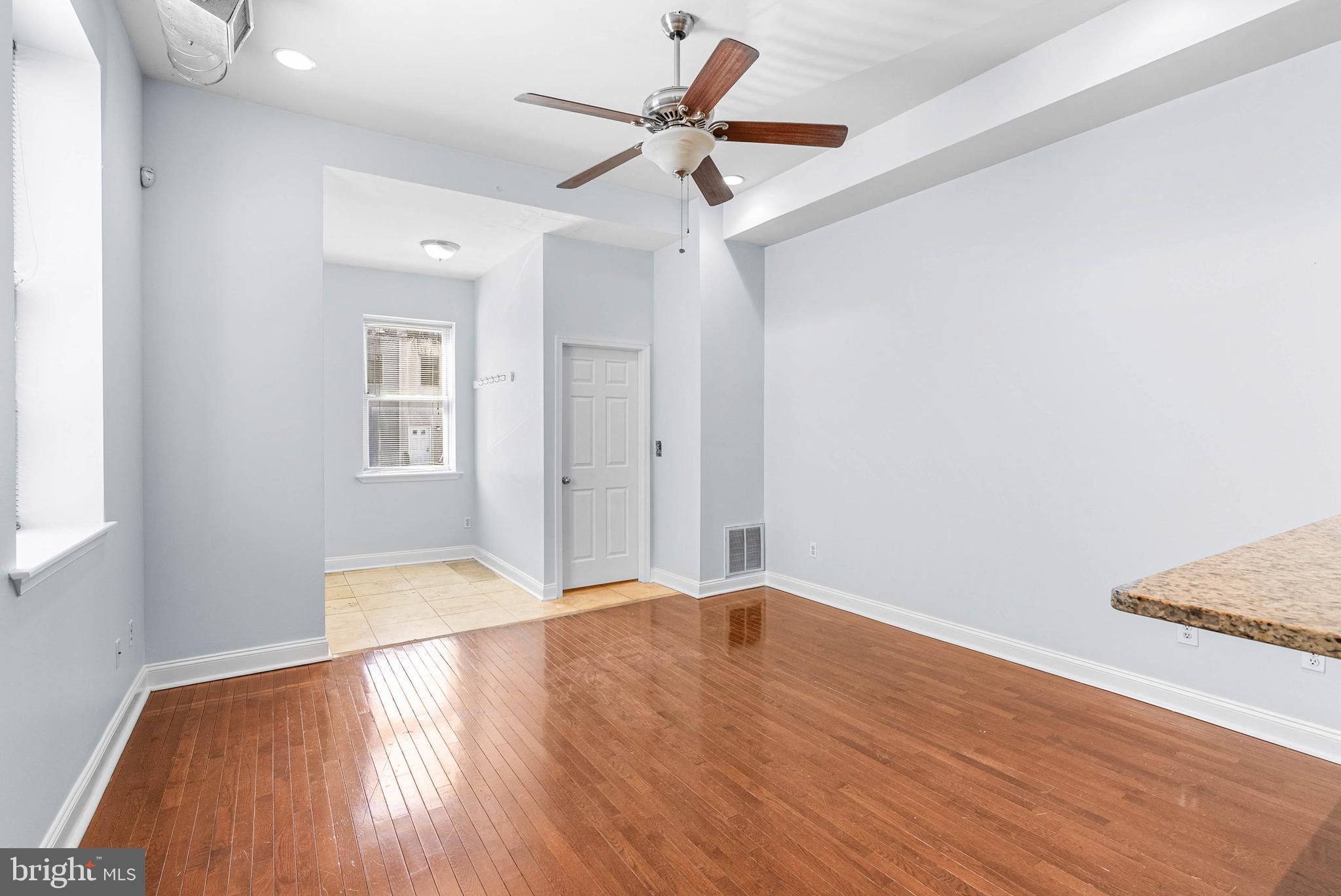 FAIRMOUNT - Residential Income