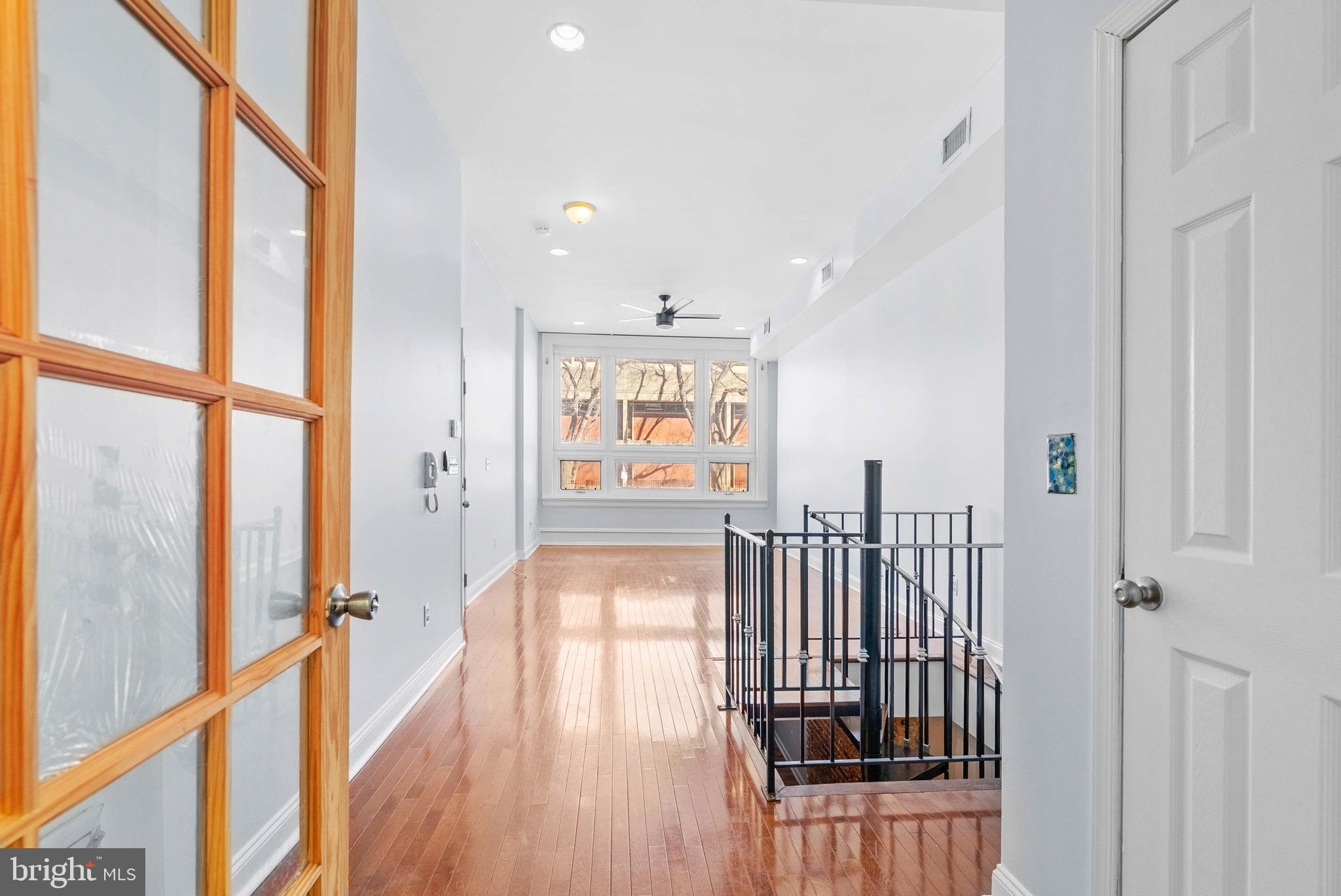 FAIRMOUNT - Residential Income