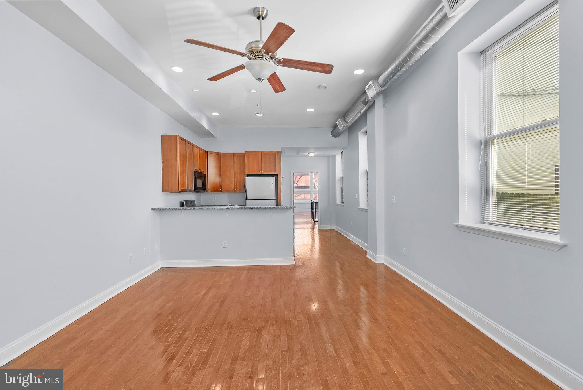 FAIRMOUNT - Residential Income