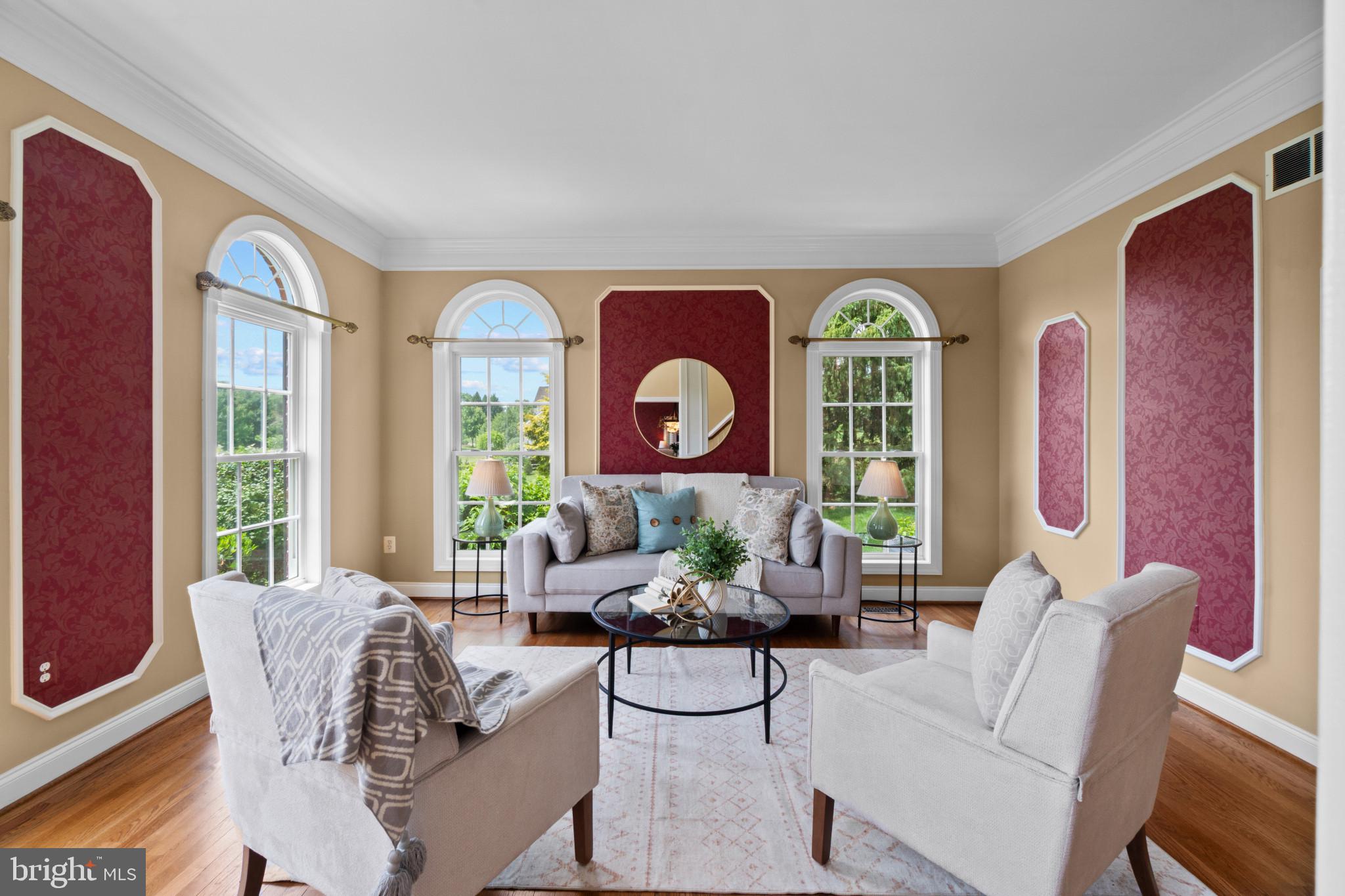 MANOR OAKS - Residential