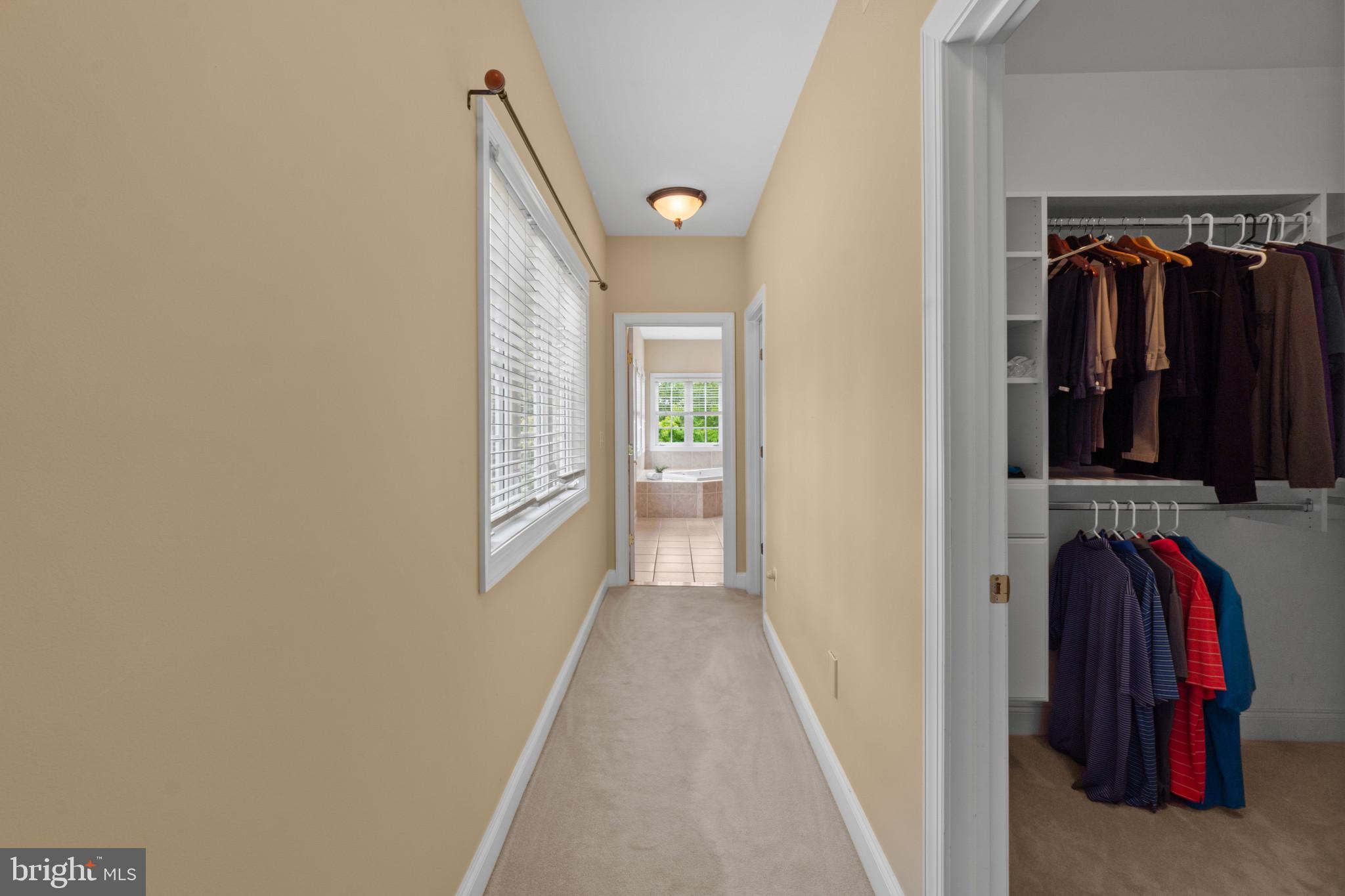 MANOR OAKS - Residential