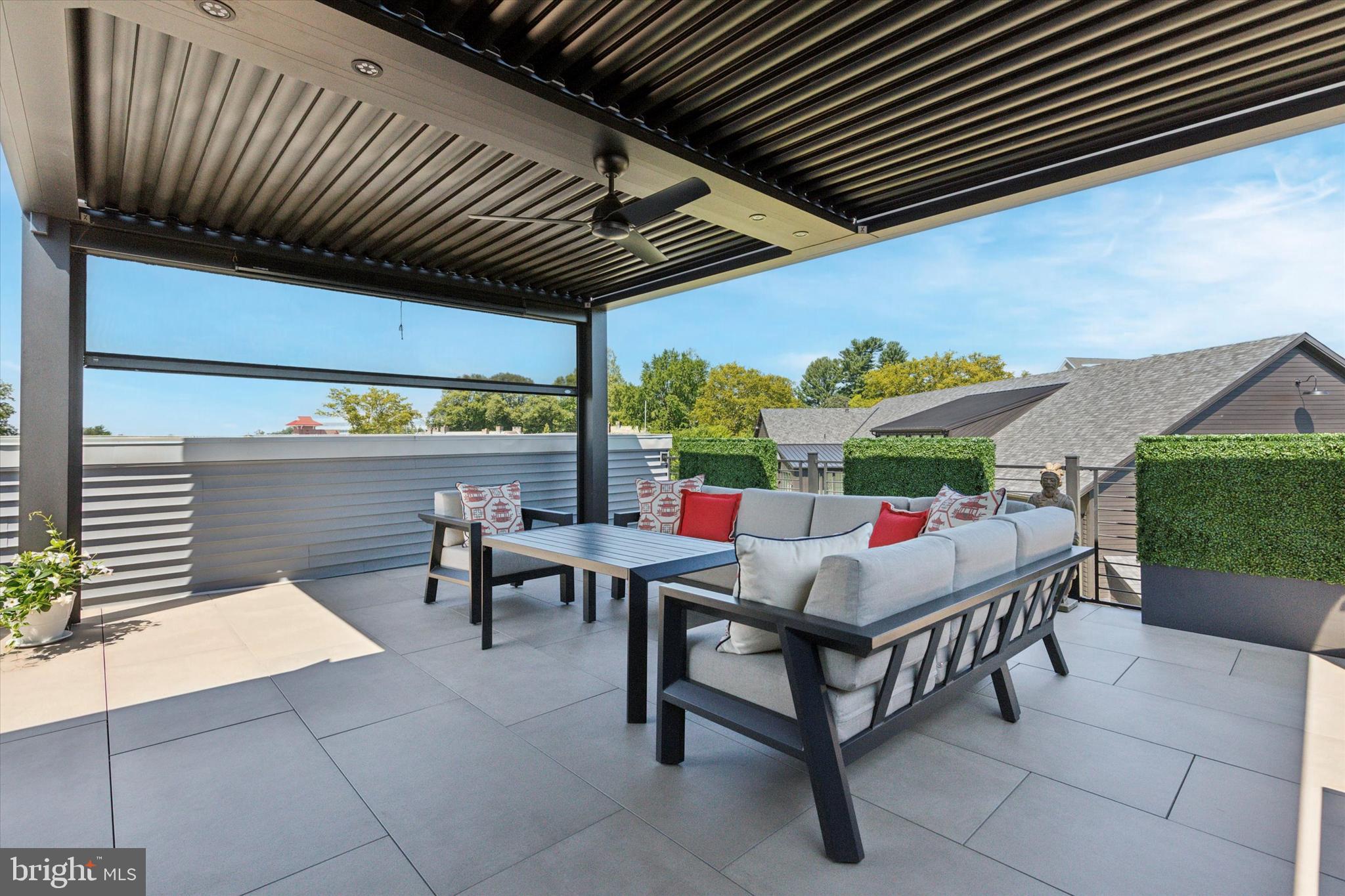 NEWTOWN WALK AT ELLIS PRESERVE - Residential