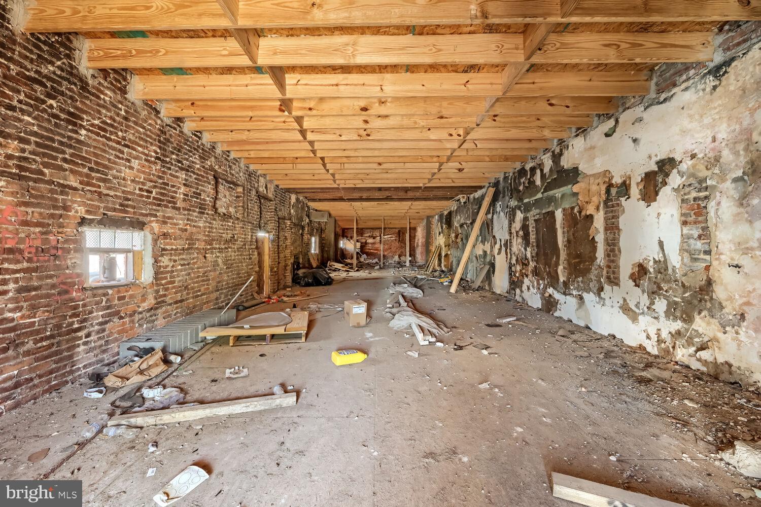 MONDAWMIN - Residential Income