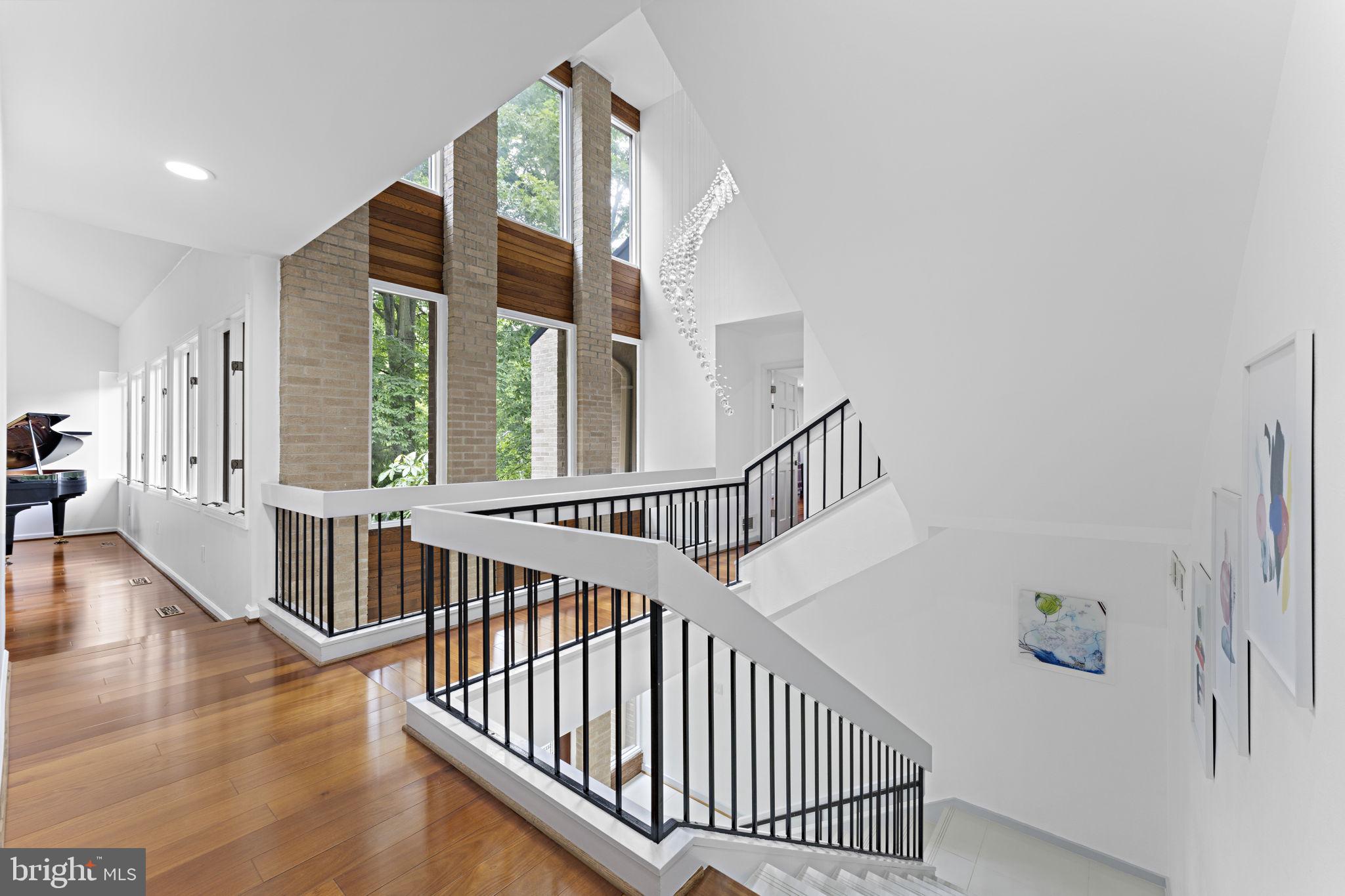 KIRBY WOODS - Residential
