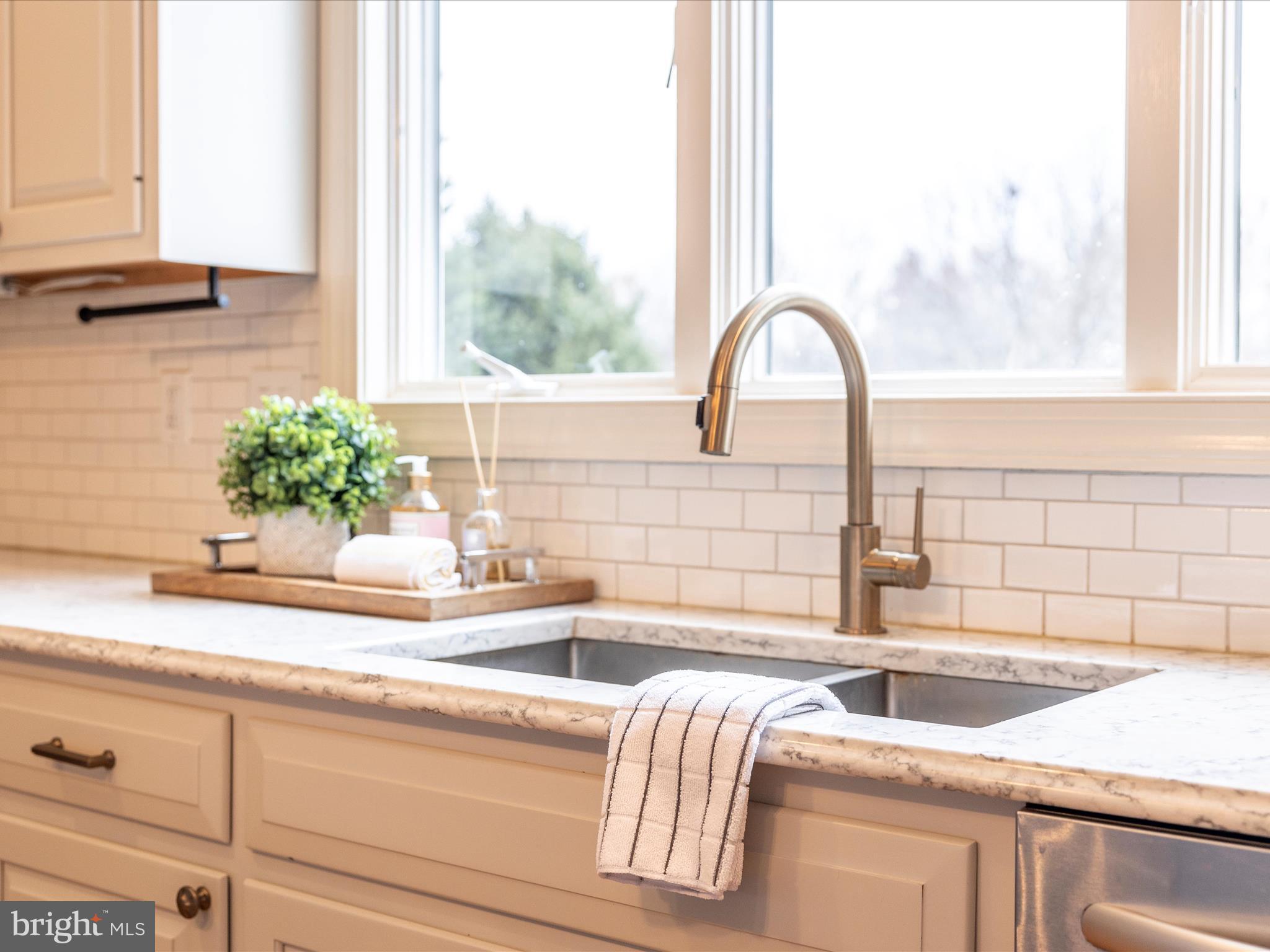 DOVES LANDING - Residential