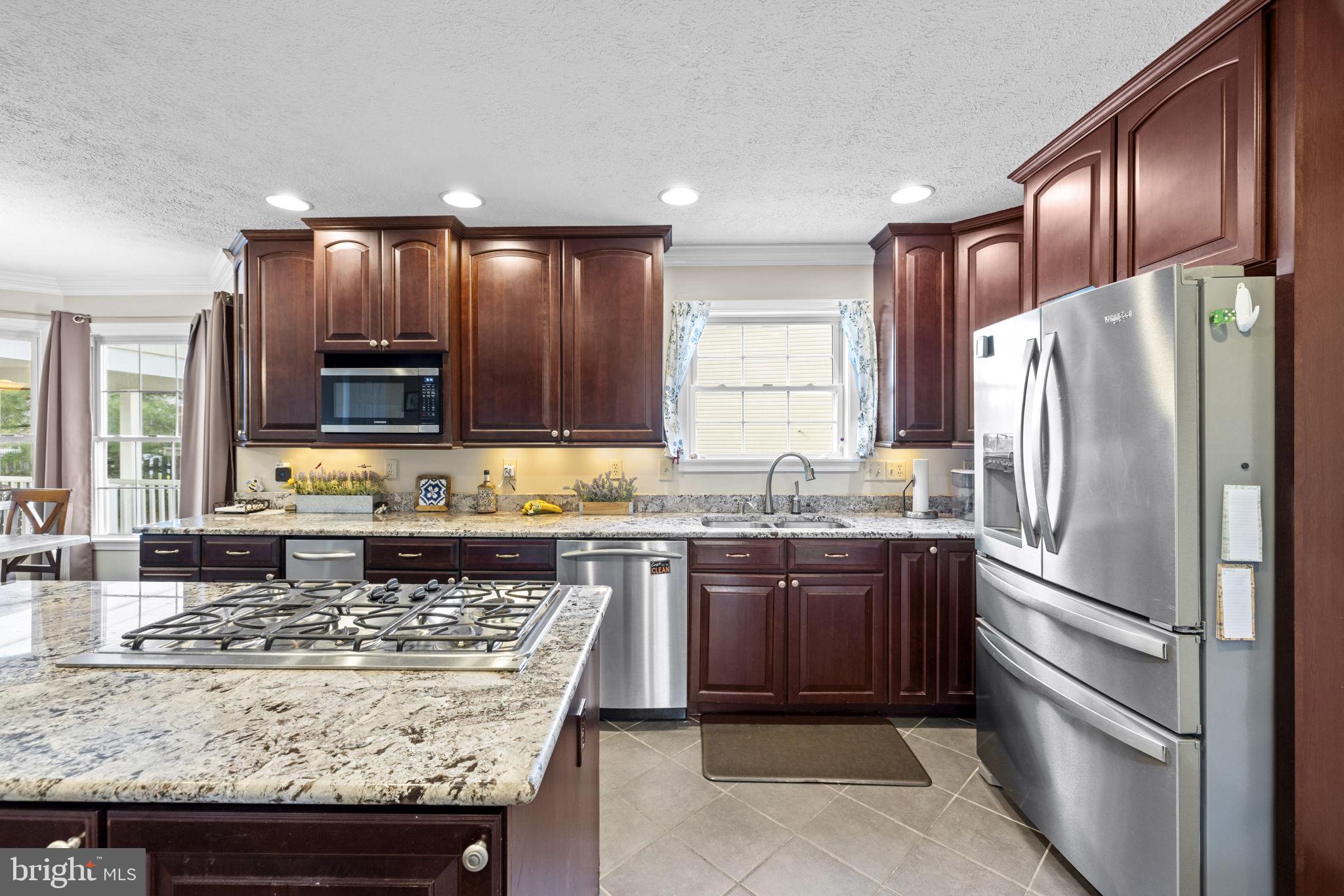 MOSBY STATION - Residential