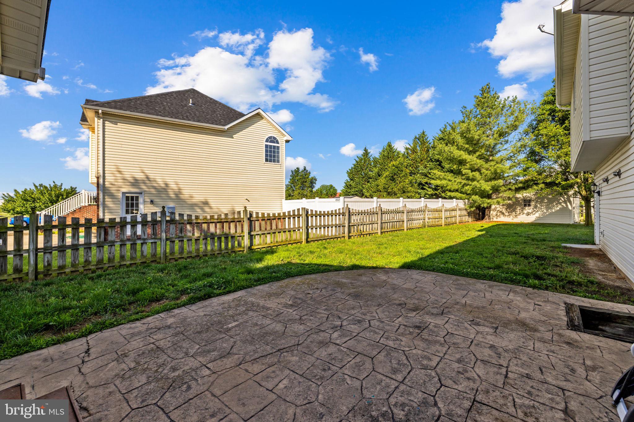 MOSBY STATION - Residential