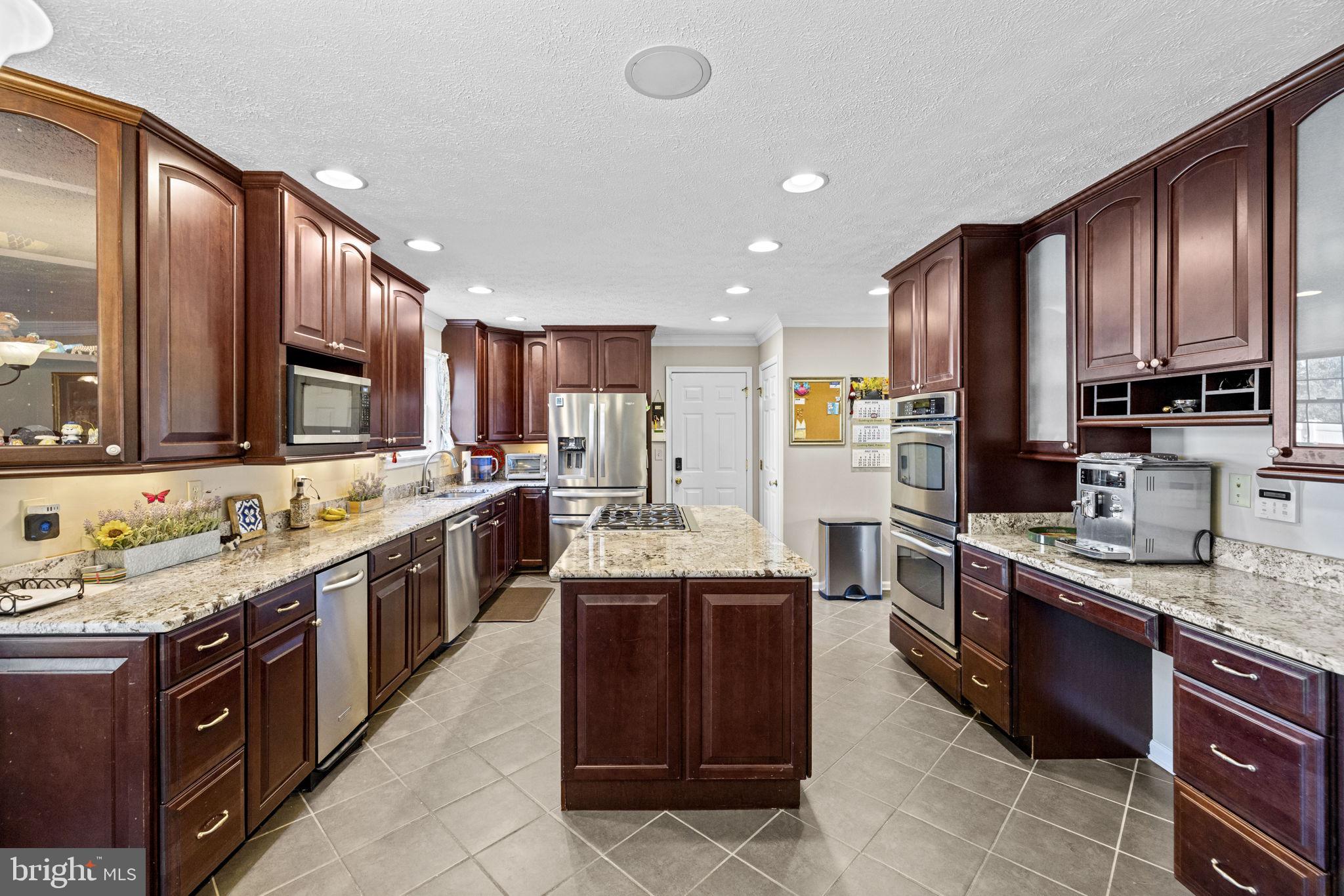 MOSBY STATION - Residential
