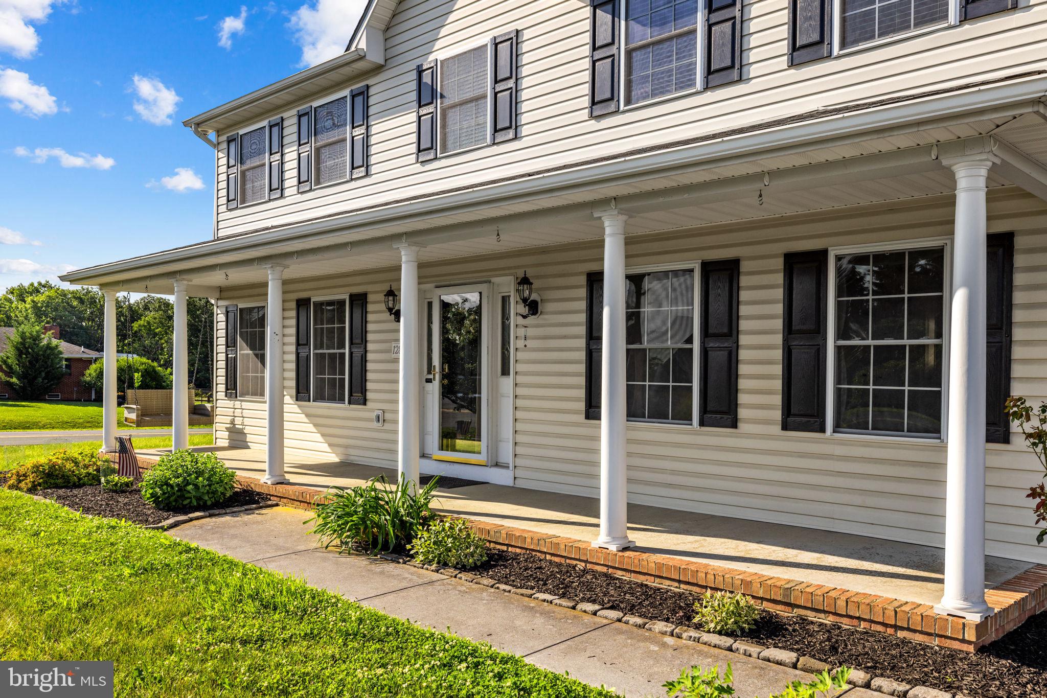 MOSBY STATION - Residential