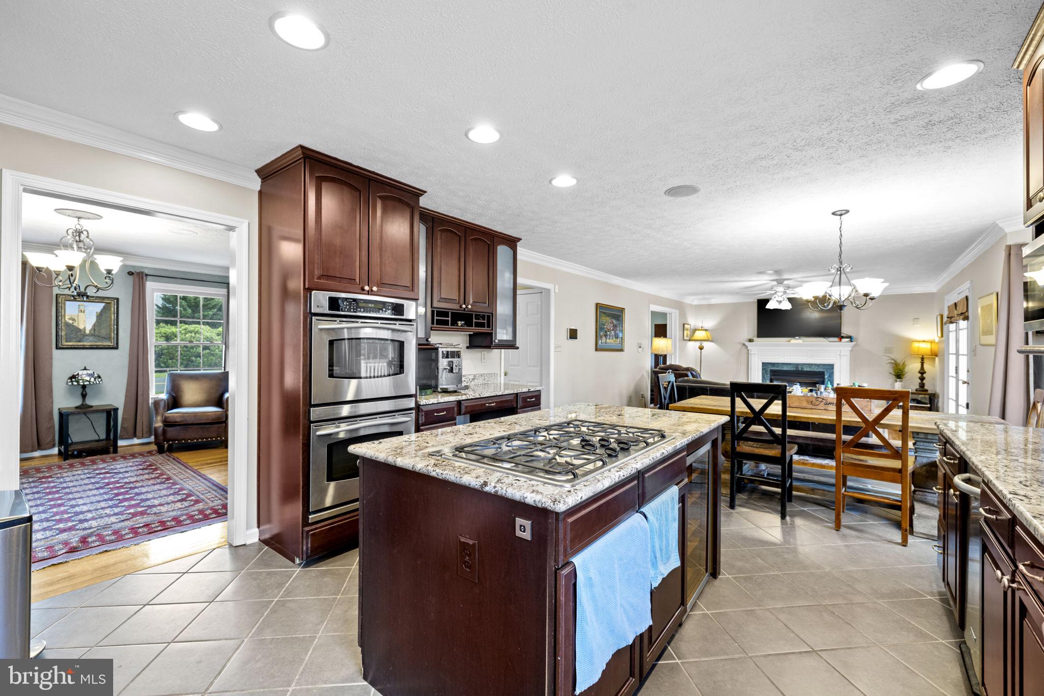 MOSBY STATION - Residential