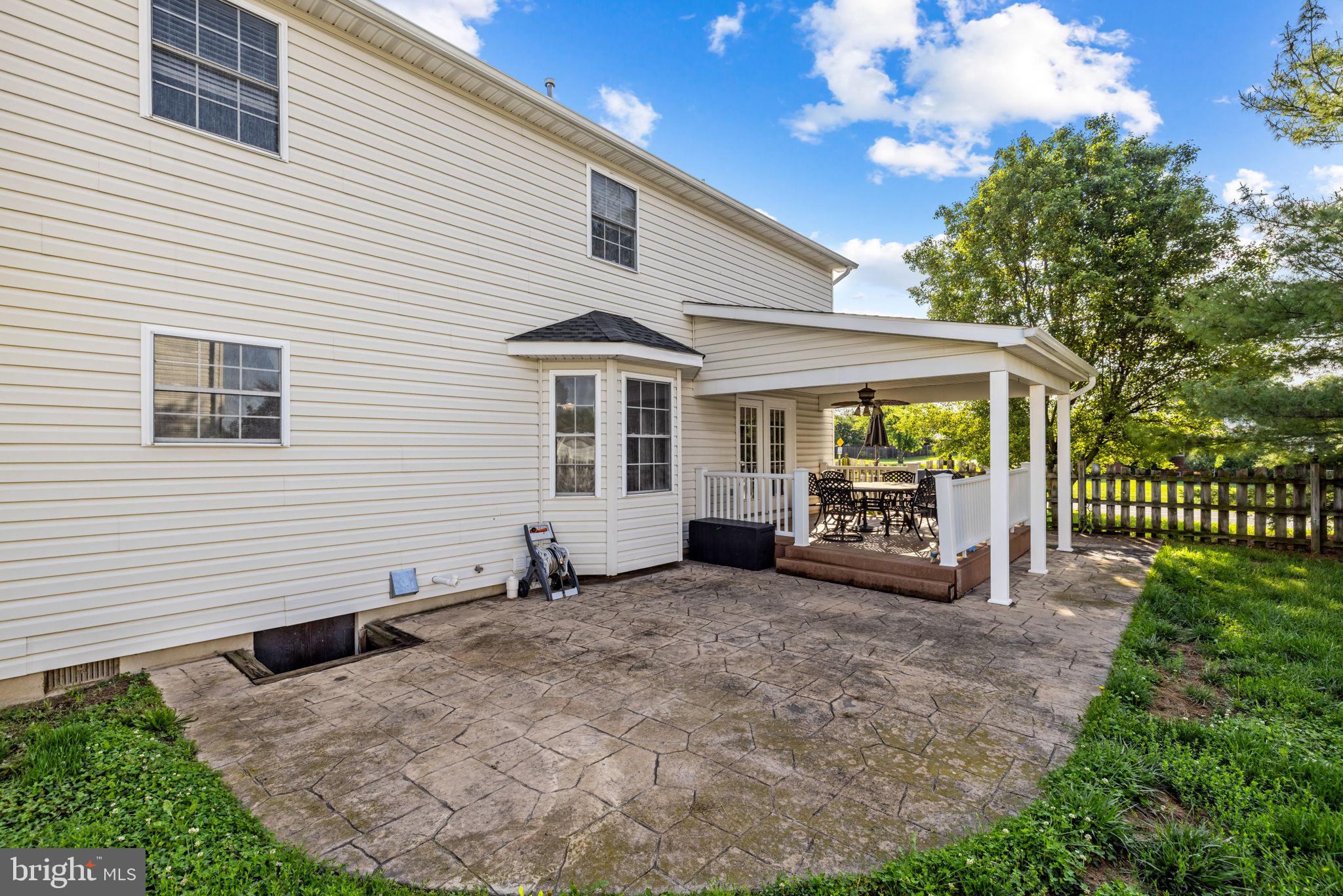 MOSBY STATION - Residential