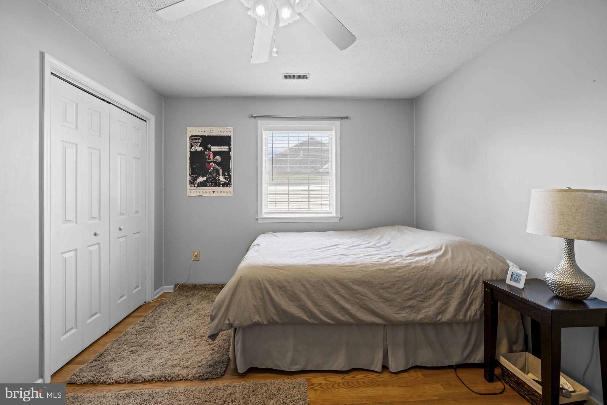 MOSBY STATION - Residential