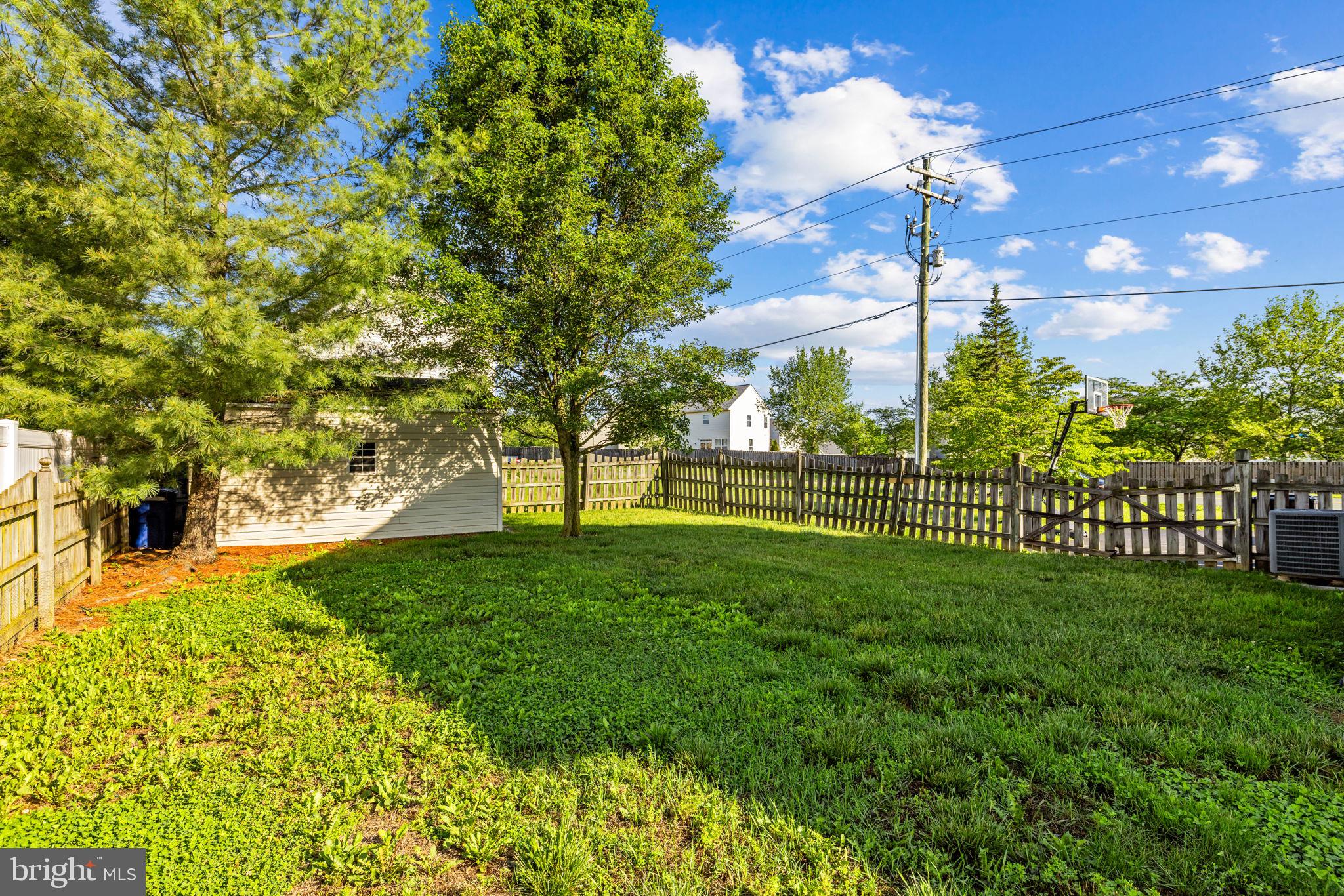 MOSBY STATION - Residential