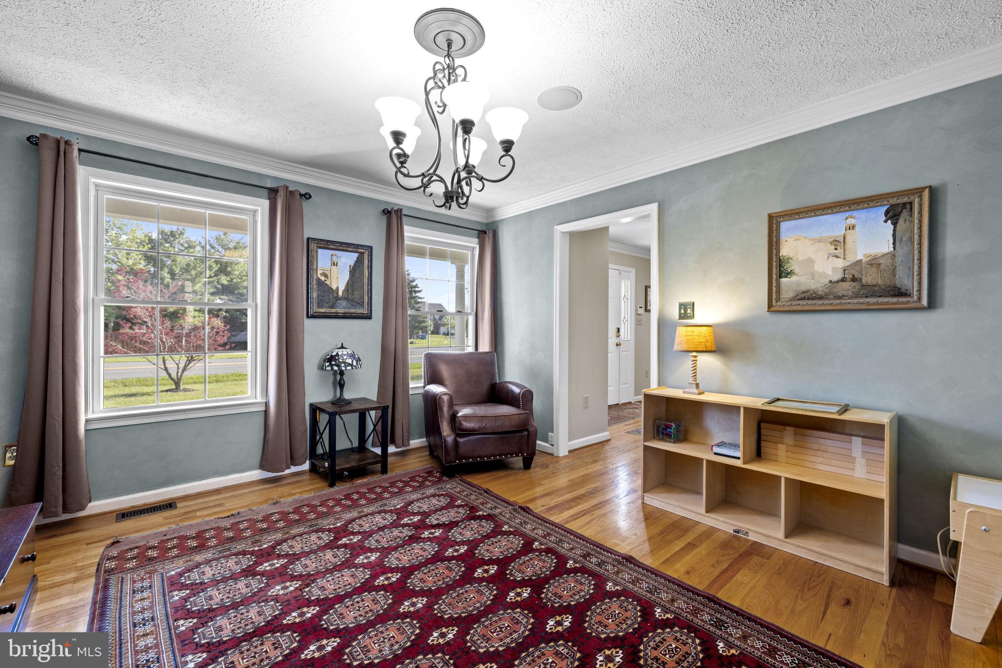 MOSBY STATION - Residential
