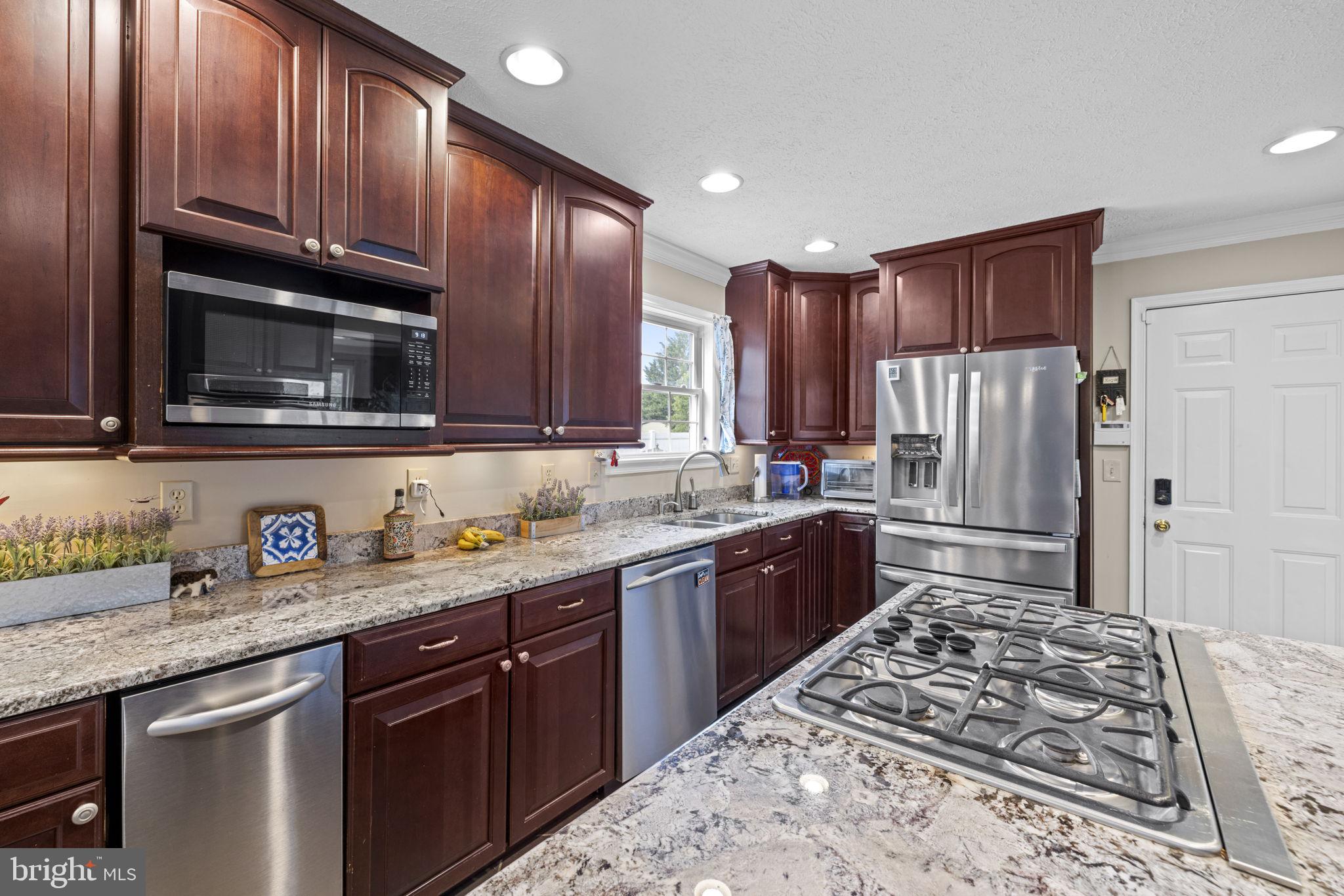 MOSBY STATION - Residential