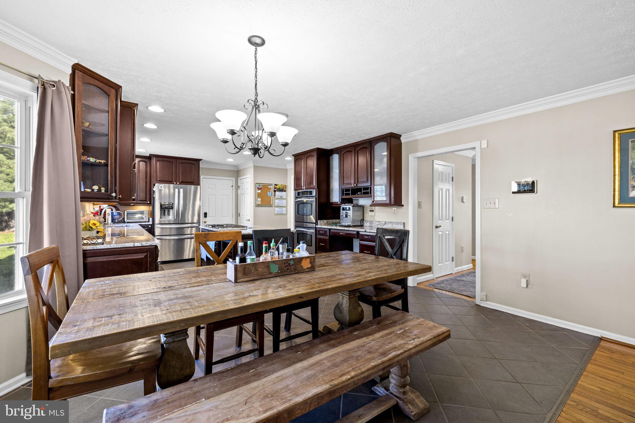 MOSBY STATION - Residential