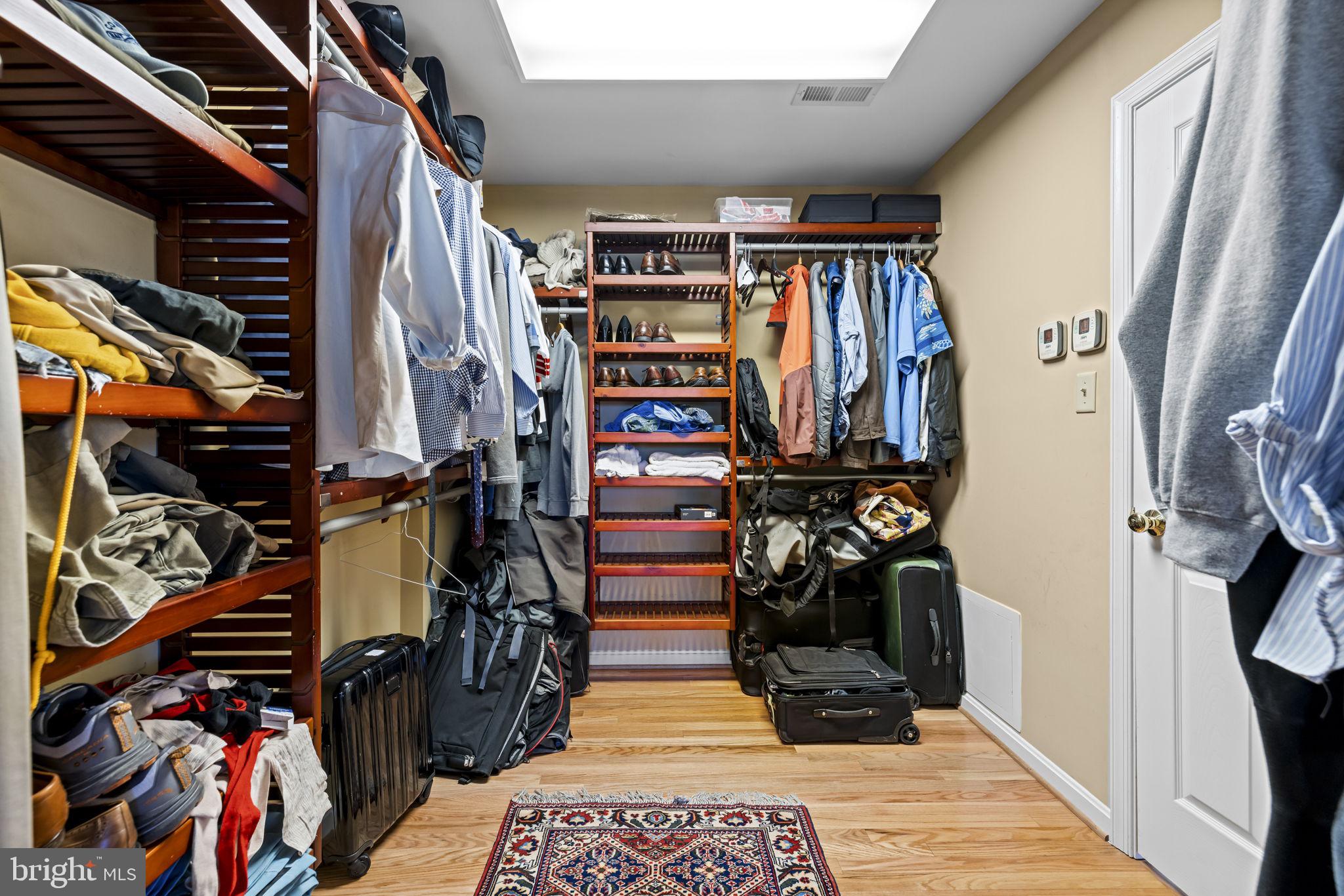 MOSBY STATION - Residential
